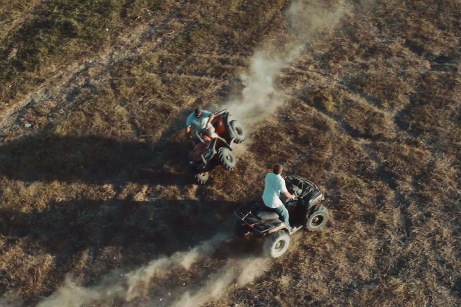 Alt-J reveal video for ‘Left Hand Free’