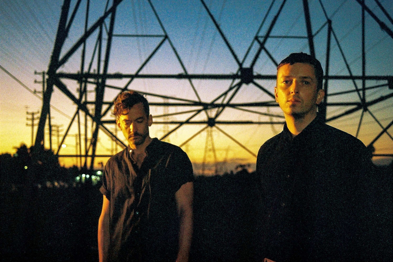 Bonobo and Totally Enormous Extinct Dinosaurs team up for ‘Heartbreak’