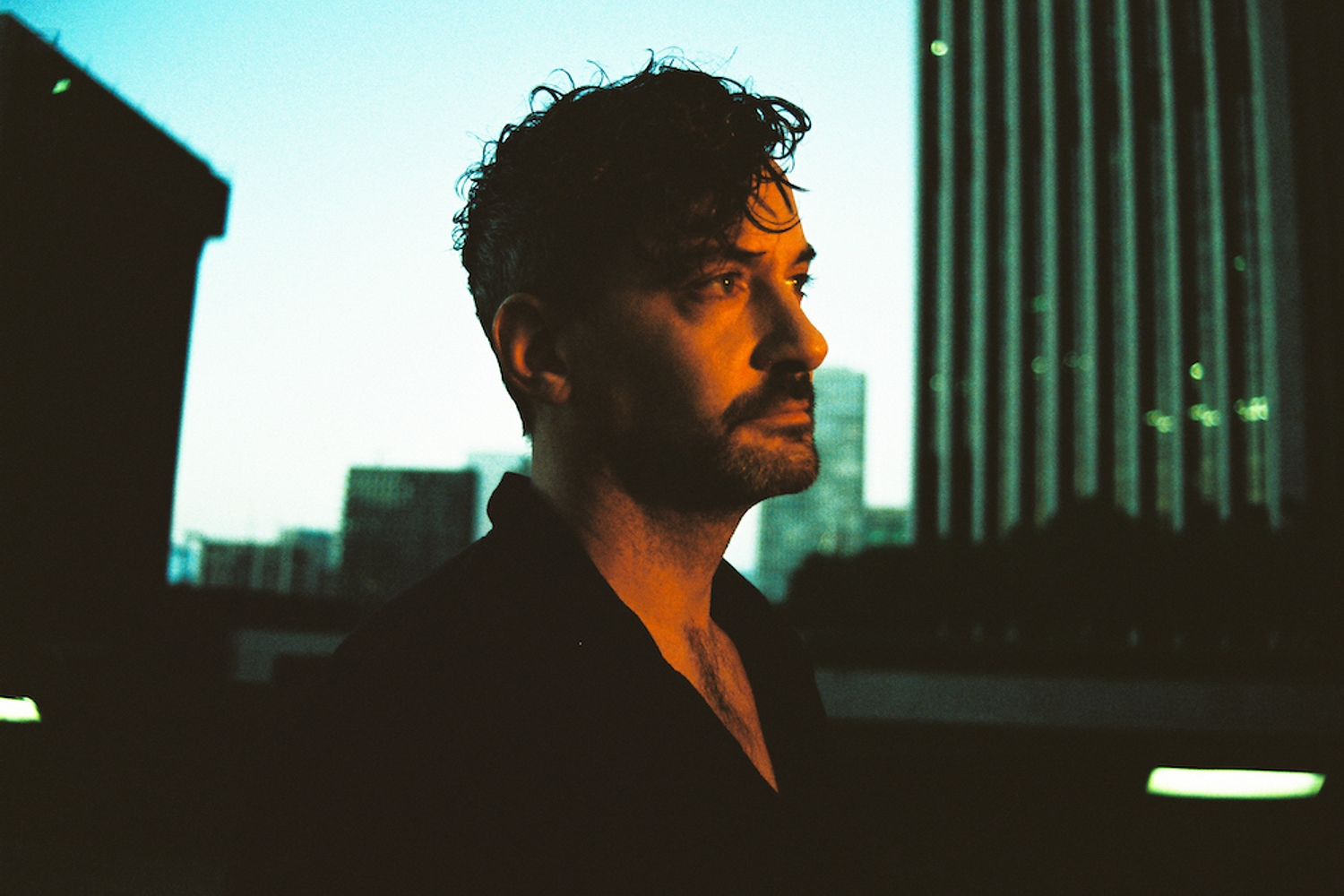 Bonobo reveals new single ‘Tides’ featuring Jamila Woods