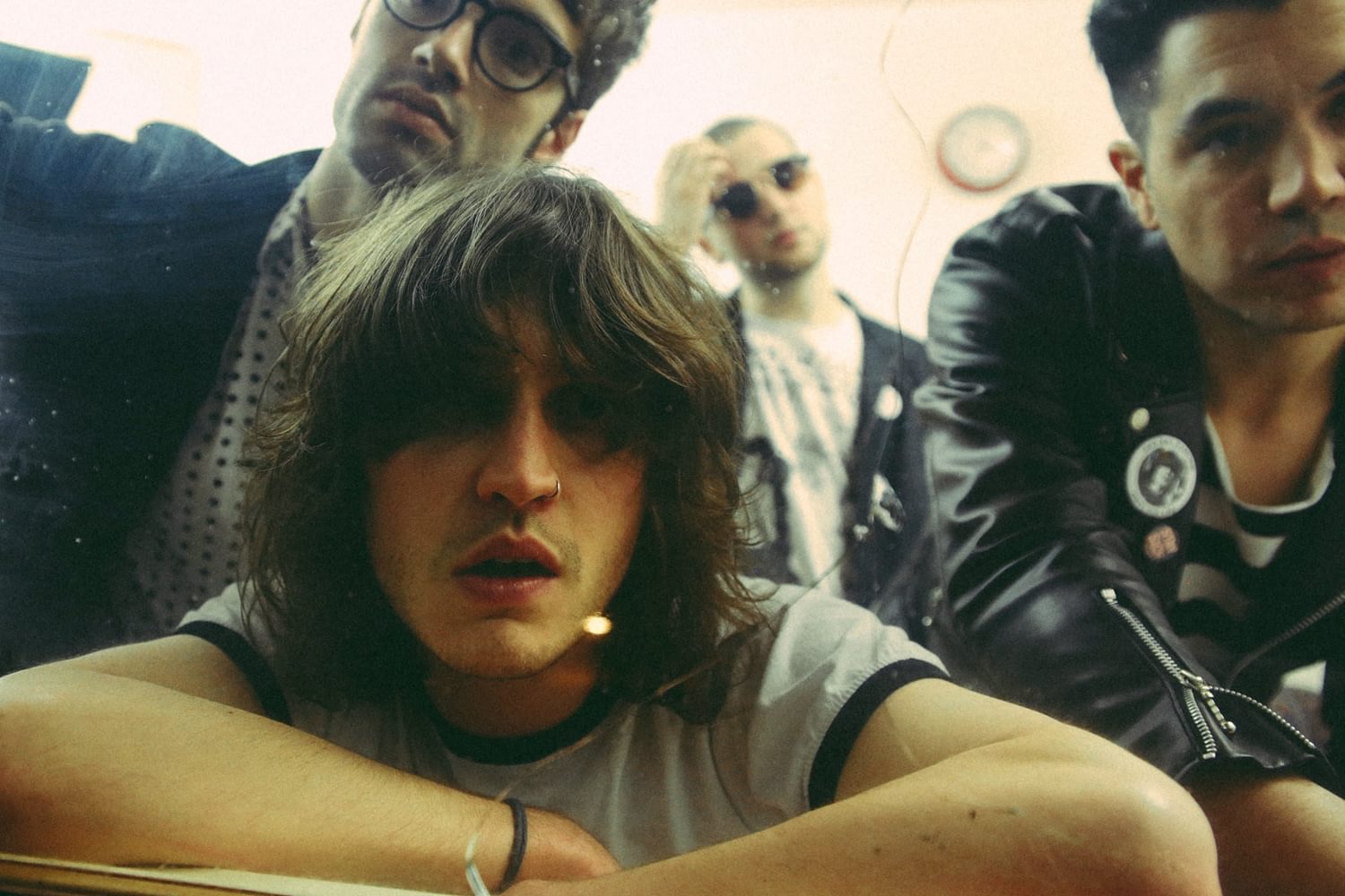 Bad Nerves get fuzzed-up and frenetic on ‘Radio Punk’