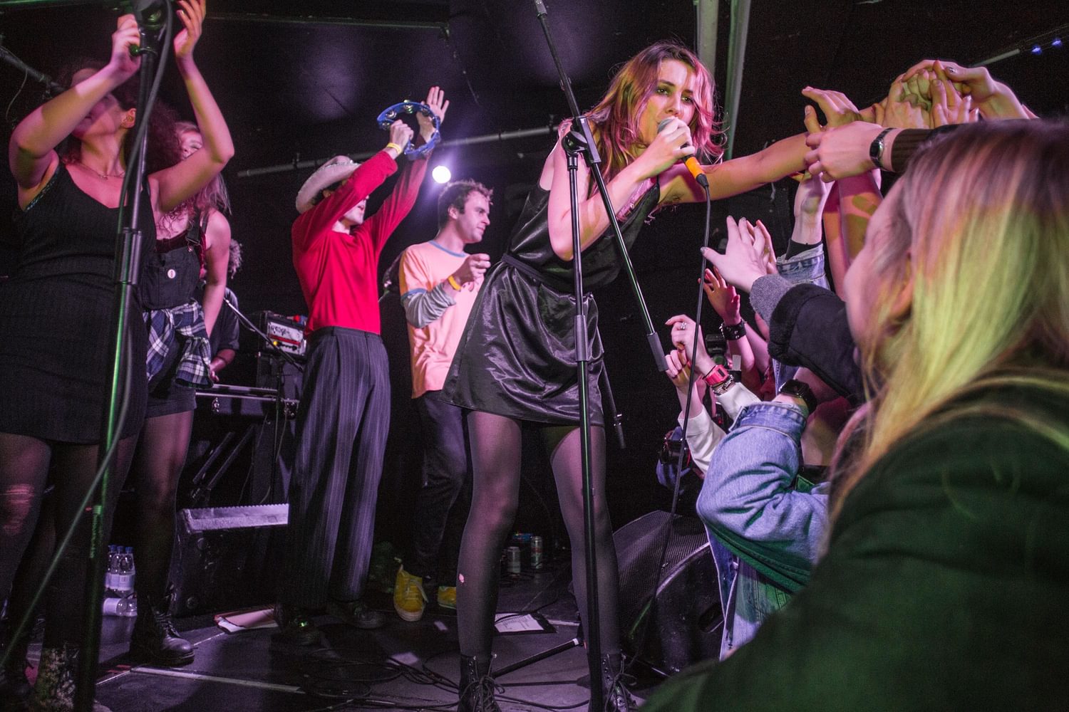 Watch footage from Wolf Alice, Black Honey, Peace and co’s Bands 4 Refugees gig