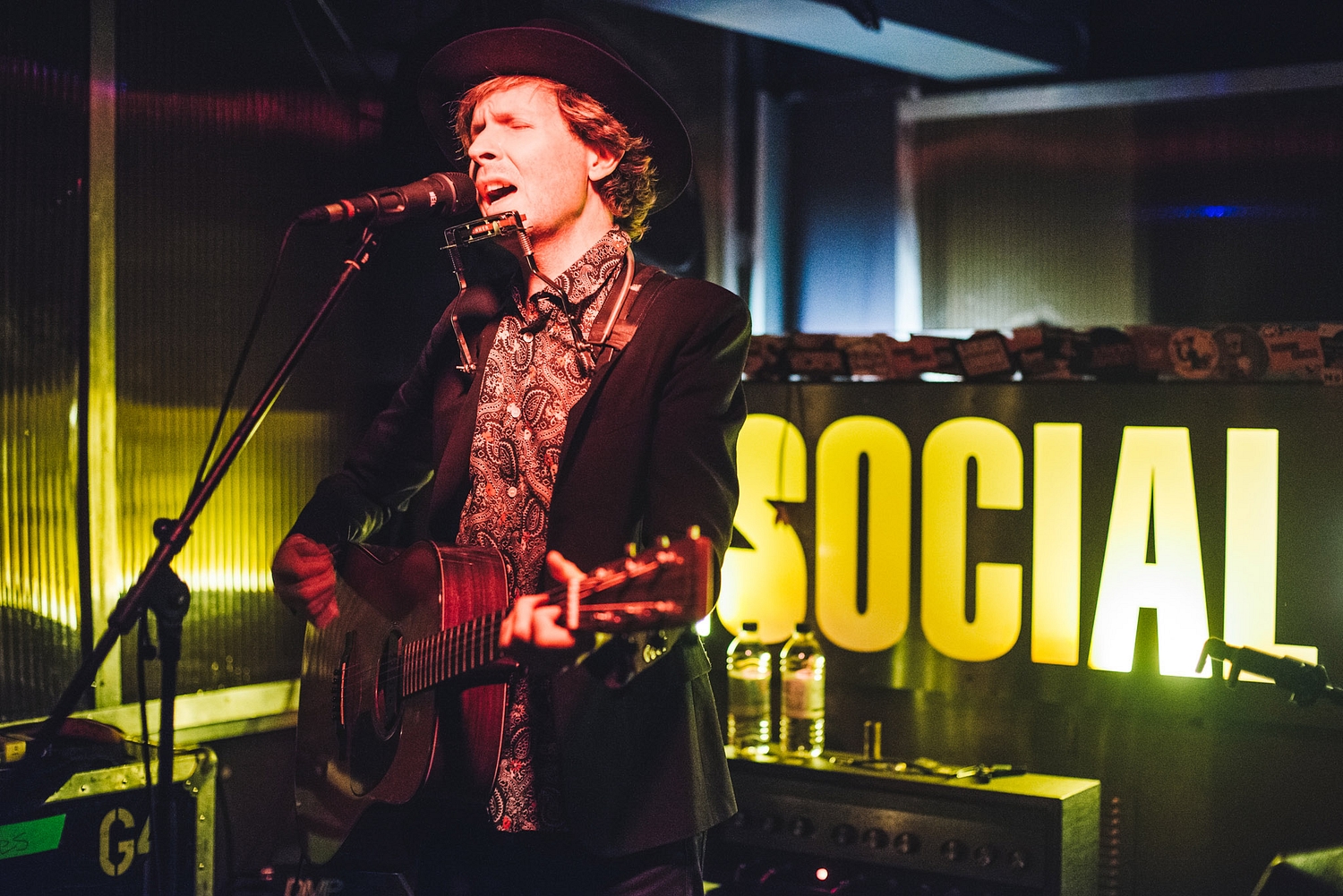 Beck surprises London with intimate solo gig