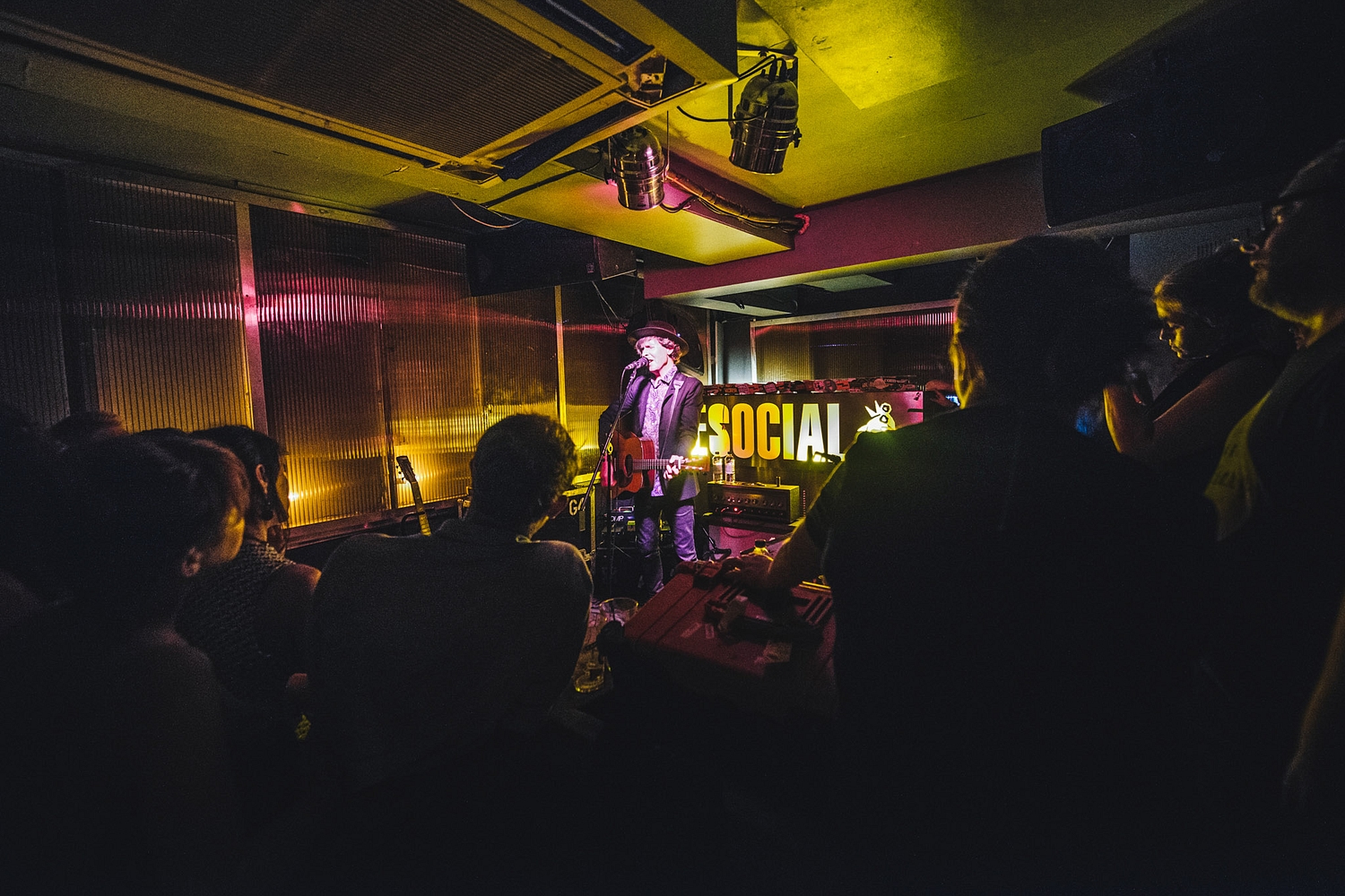 Beck surprises London with intimate solo gig