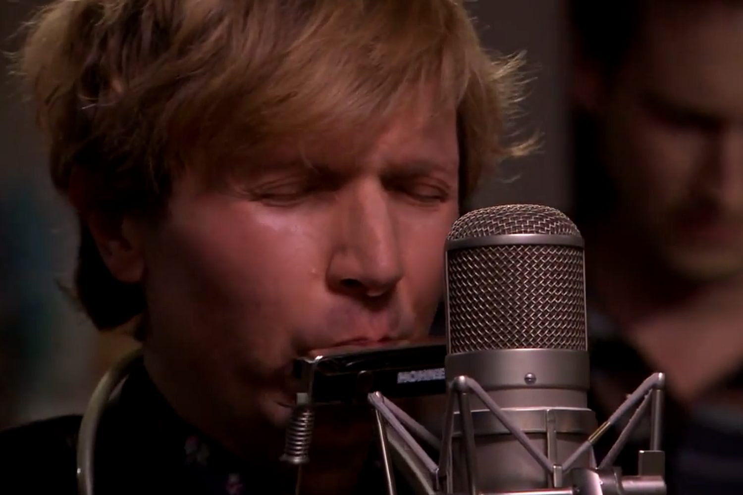 Watch Beck perform, play hide-and-seek on The Late Late Show