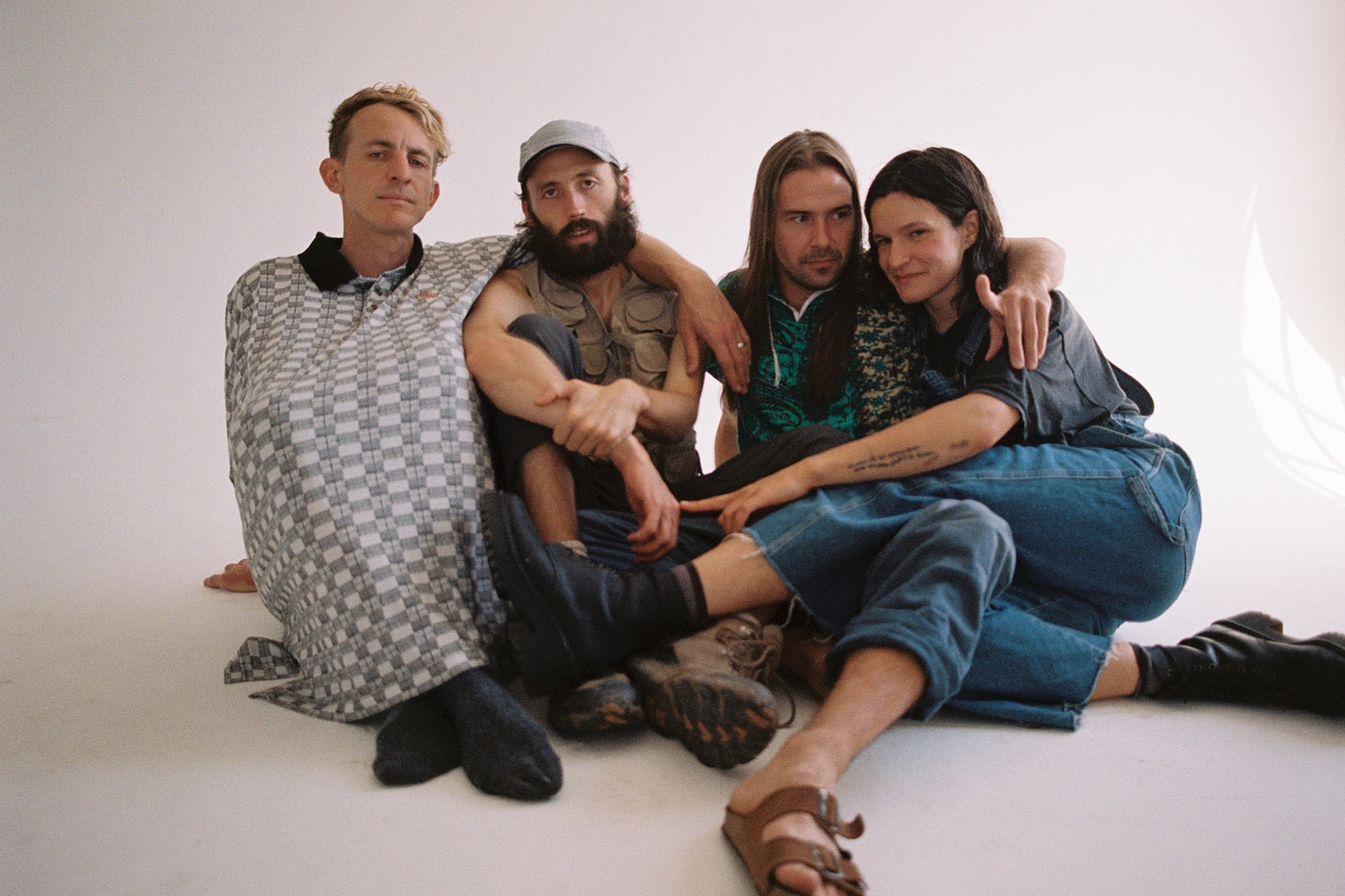 Big Thief unveil new song 'Change'