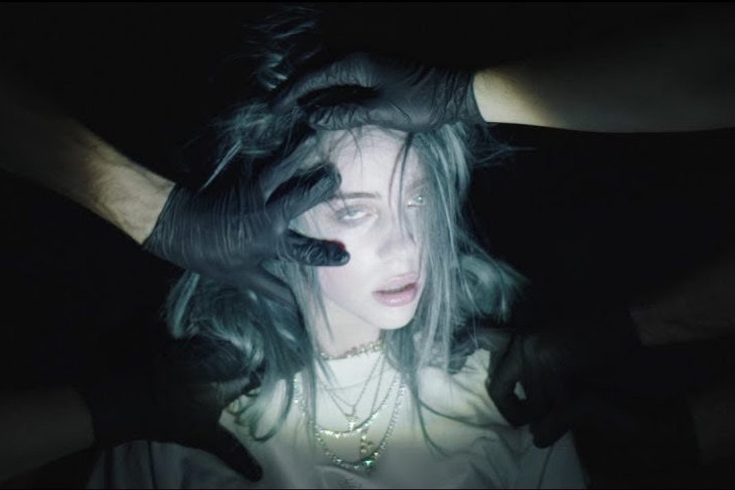 Billie Eilish announces debut album with new single ‘bury your friend’
