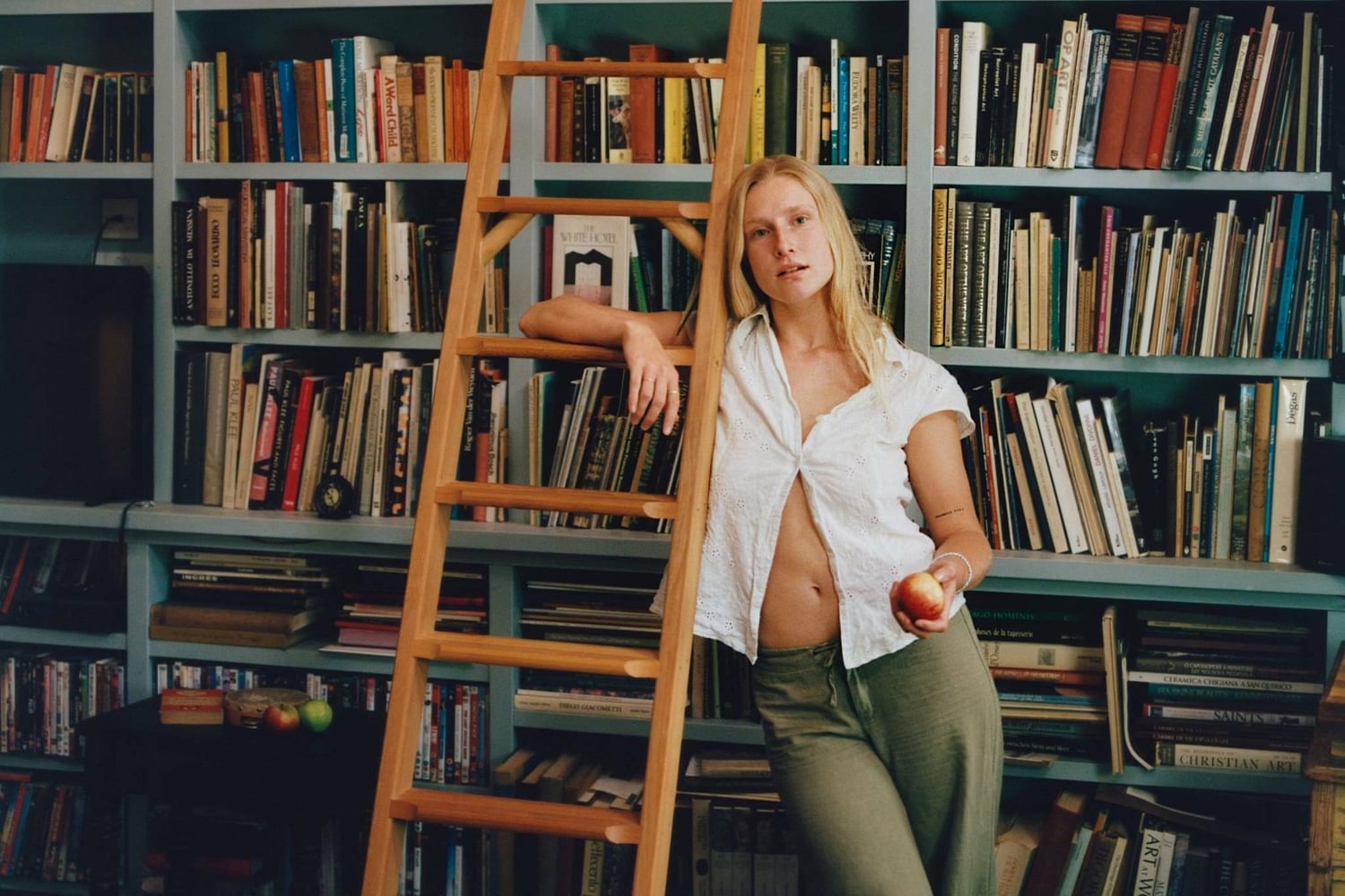 Billie Marten - Drop Cherries