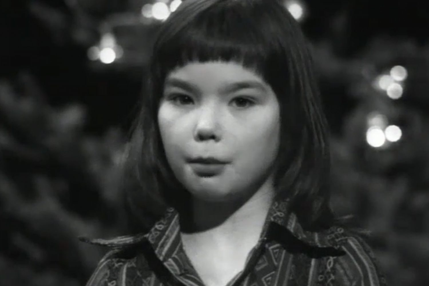 Watch an 11-year-old Björk read the Christmas nativity story on Icelandic television