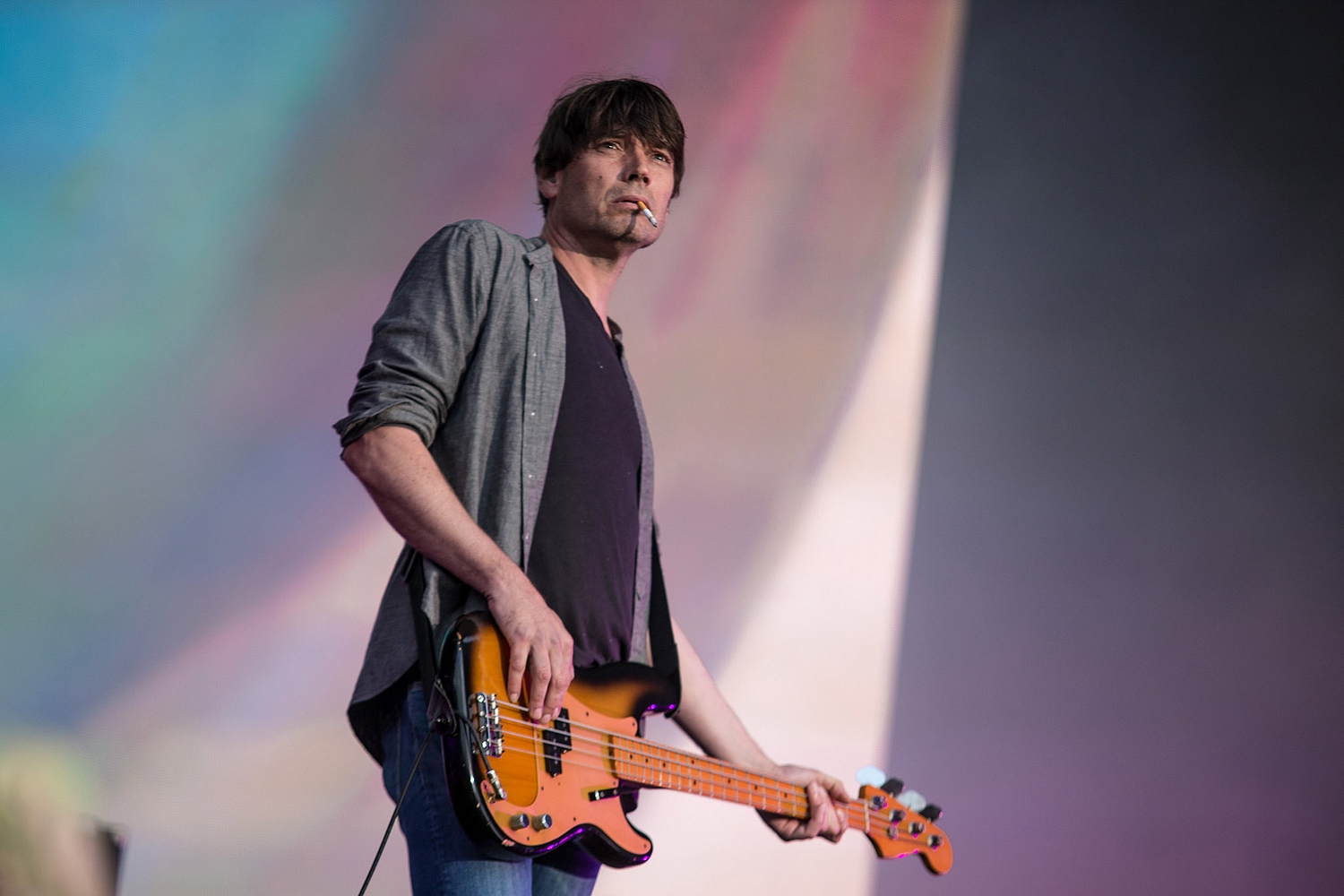 Watch Blur’s Alex James and Jamie Oliver play ‘Wonderwall’ as part of a DJ set