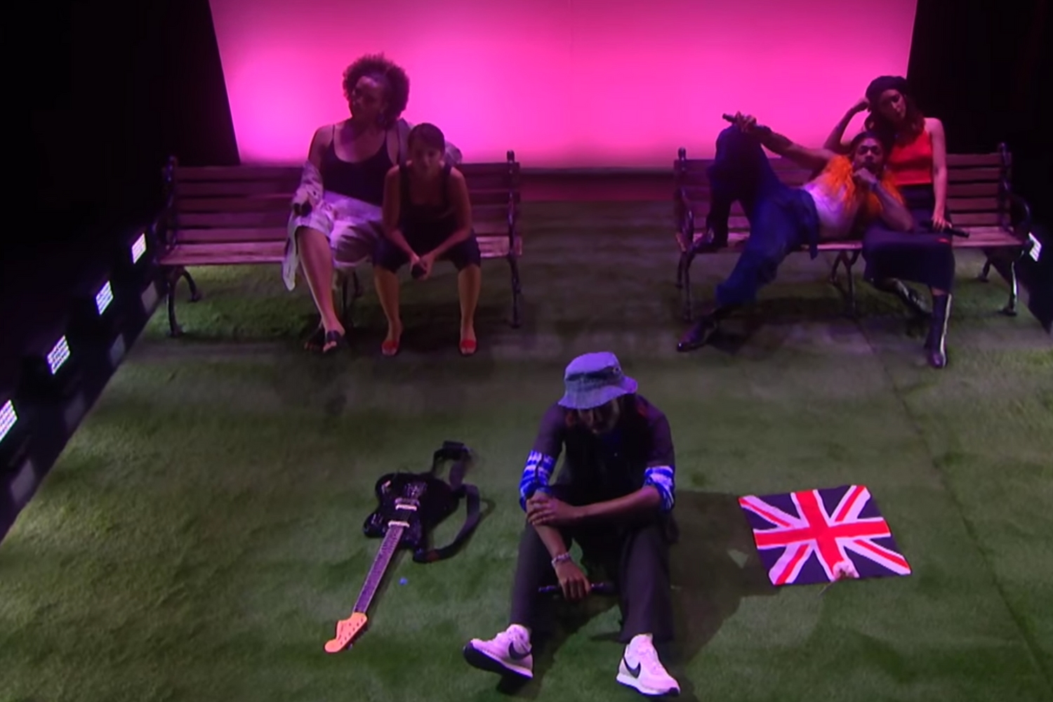 Blood Orange plays new songs ‘Something To Do’ and ‘Dark Handsome’ on telly