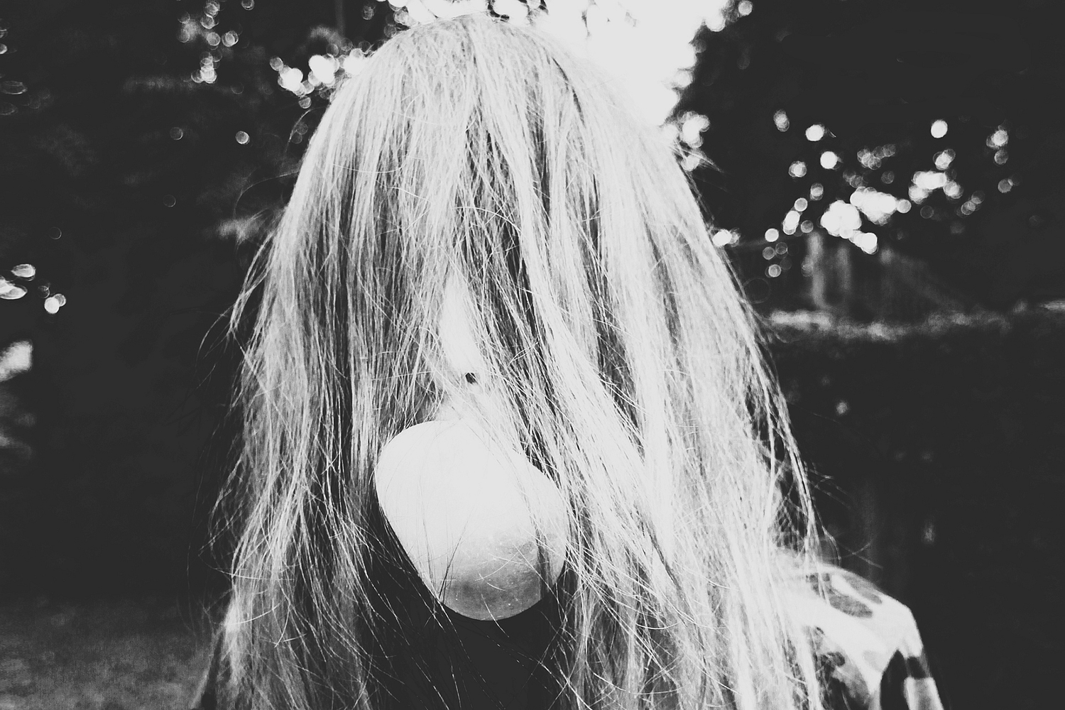 Bully share video for 'Brainfreeze'