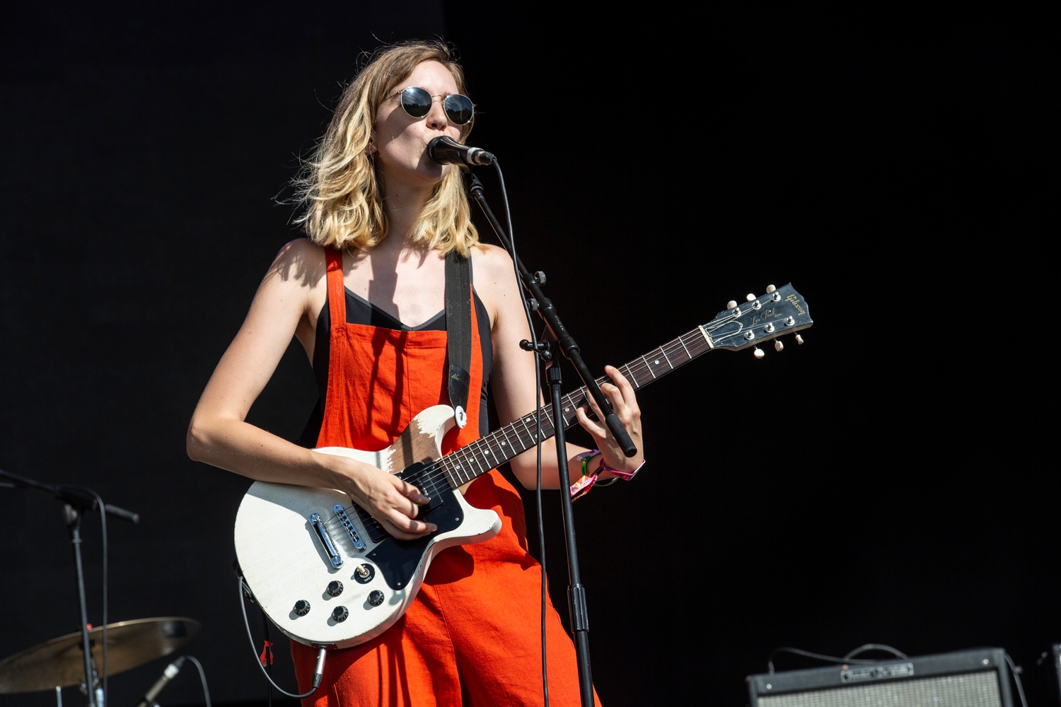 The Big Moon serve up slabs of sunshiney indie rock at Bestival 2018