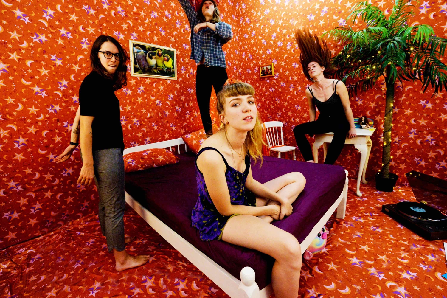 Tracks: (The Big Moon, Loyle Carner & More)