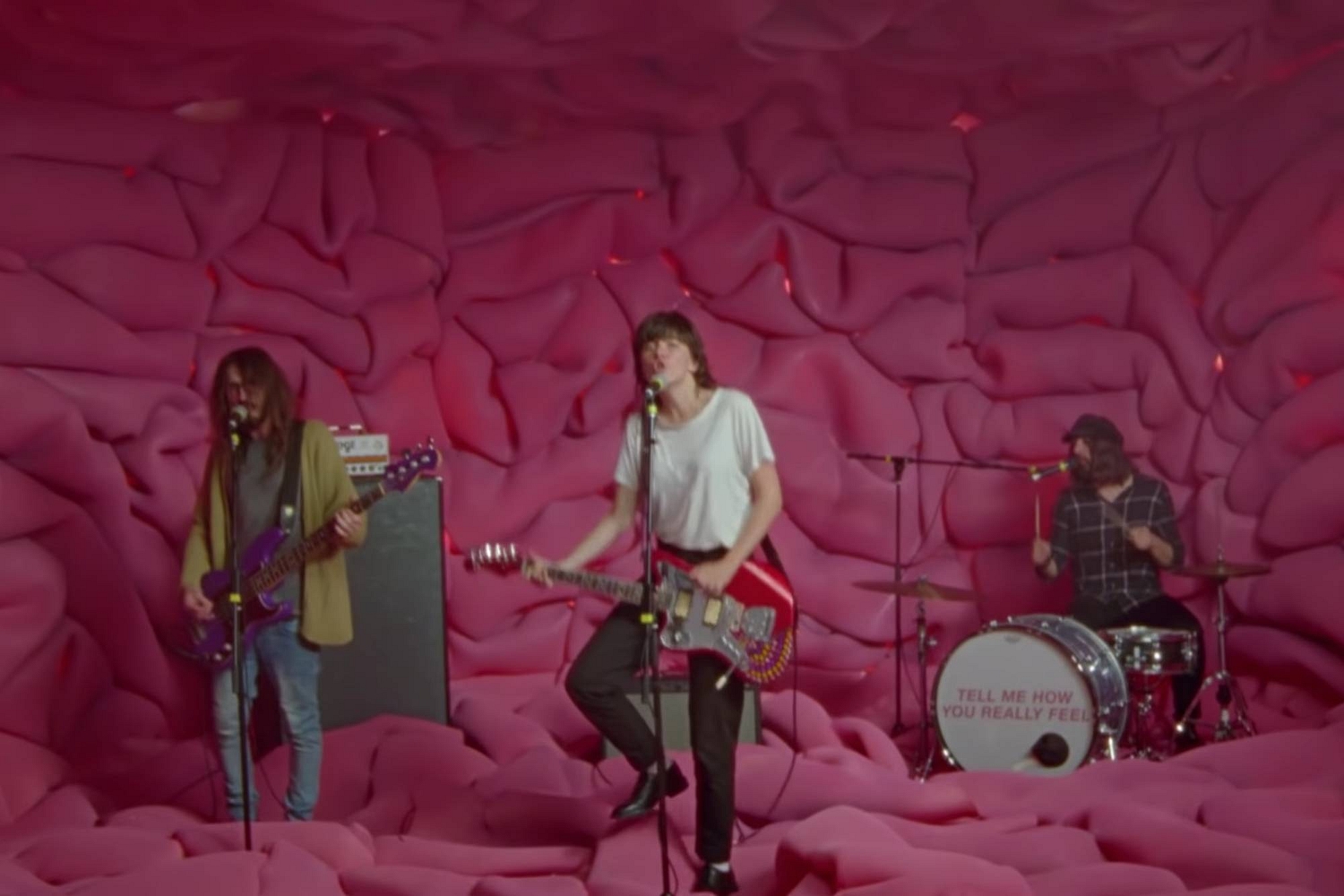 Courtney Barnett reveals video for ‘Everybody Here Hates You’