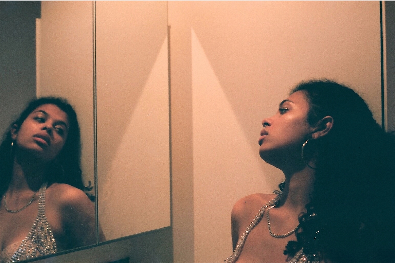 Cosima - Girls Who Get Ready