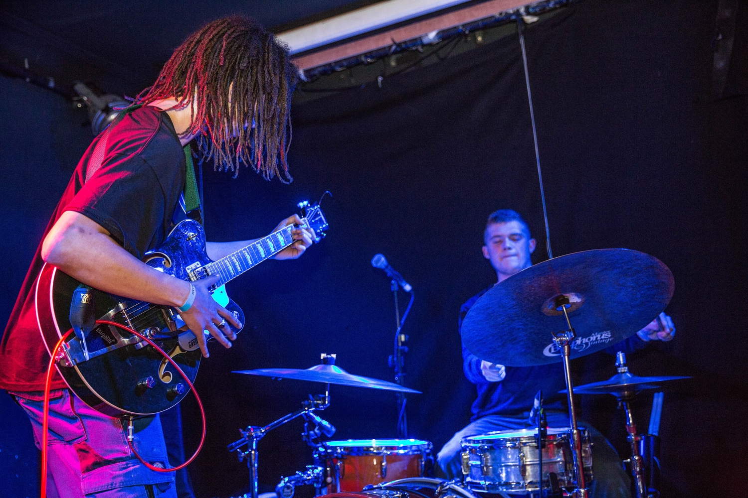 Swimming Tapes & Girl Ray opt for escapism at Hello 2017