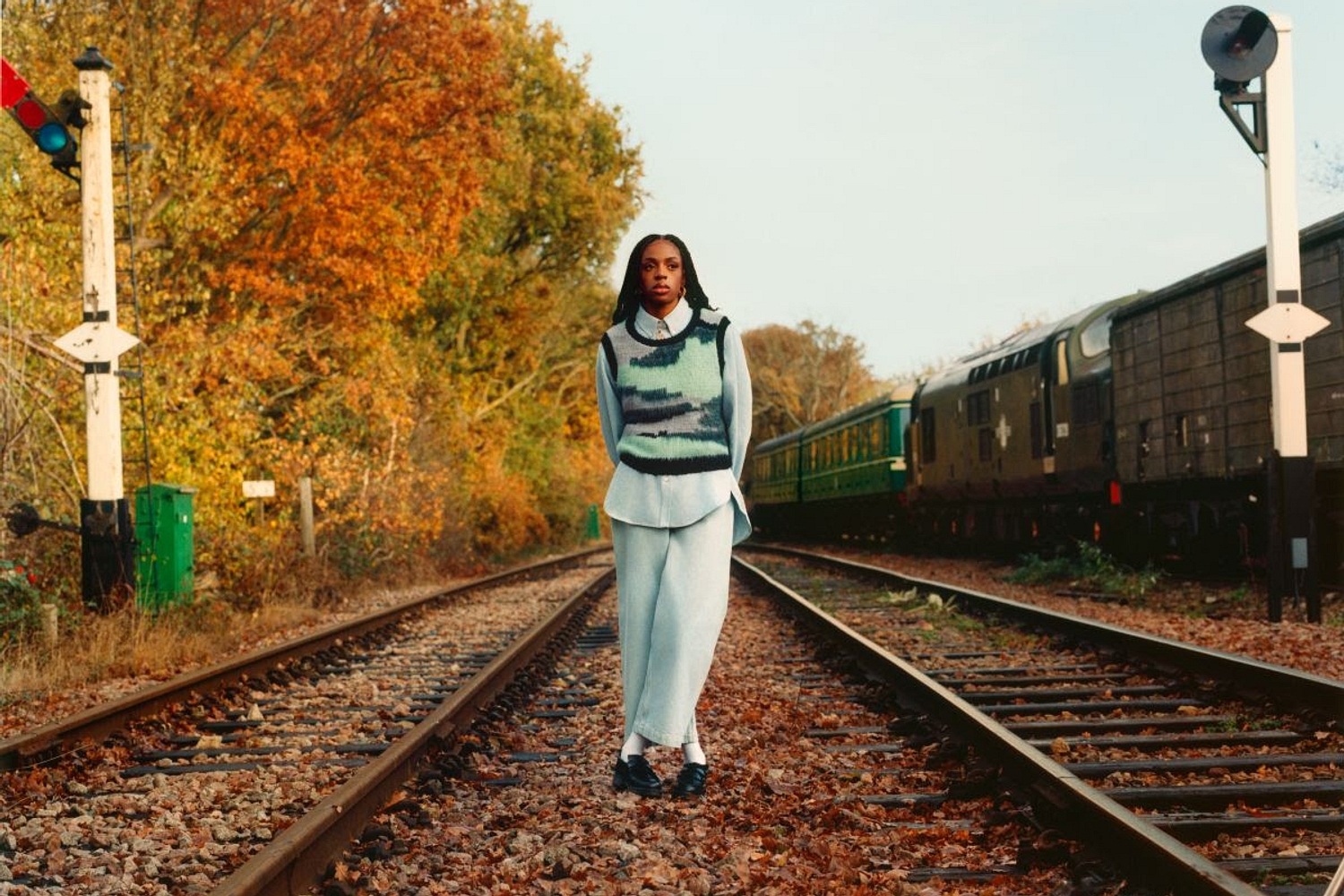 Cat Burns announces debut album ‘early twenties’
