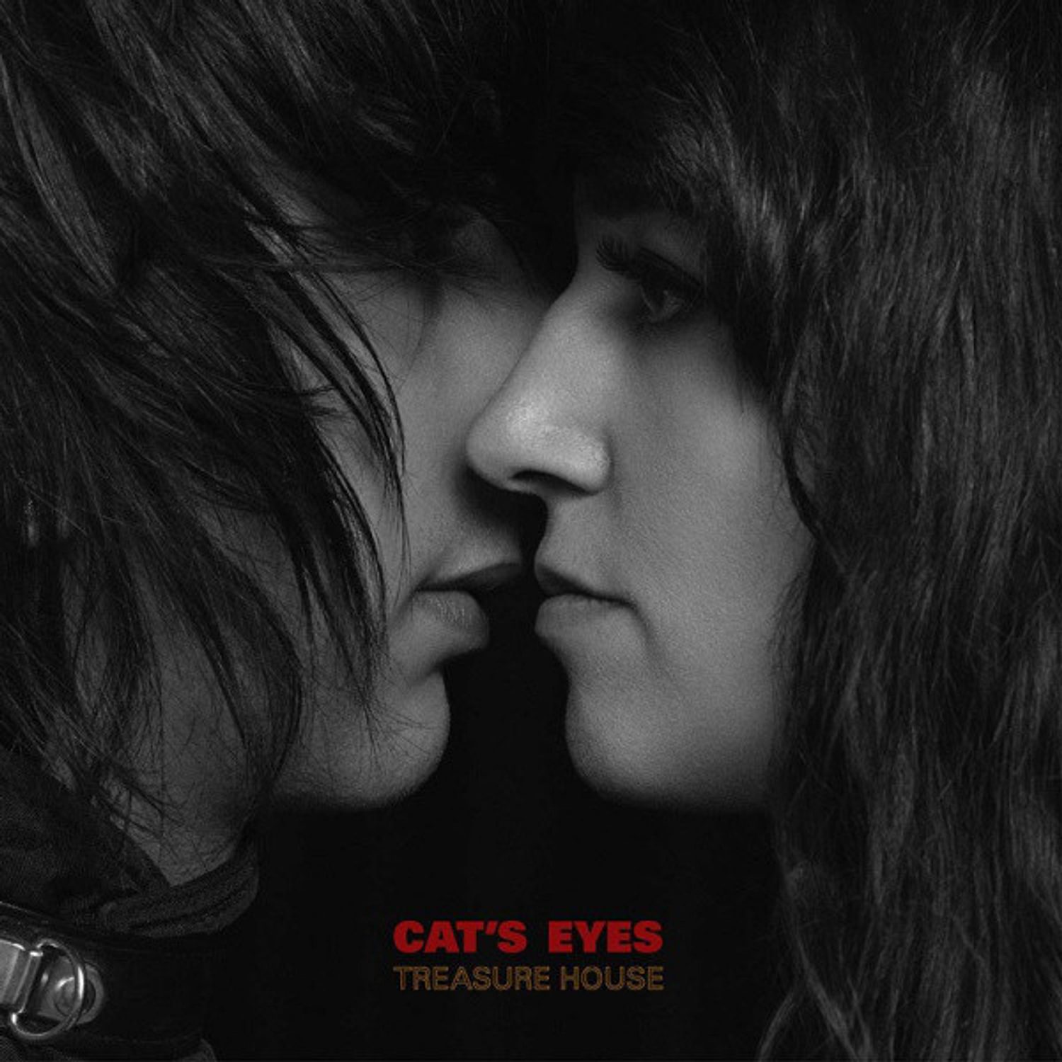 Cat’s Eyes - Treasure House