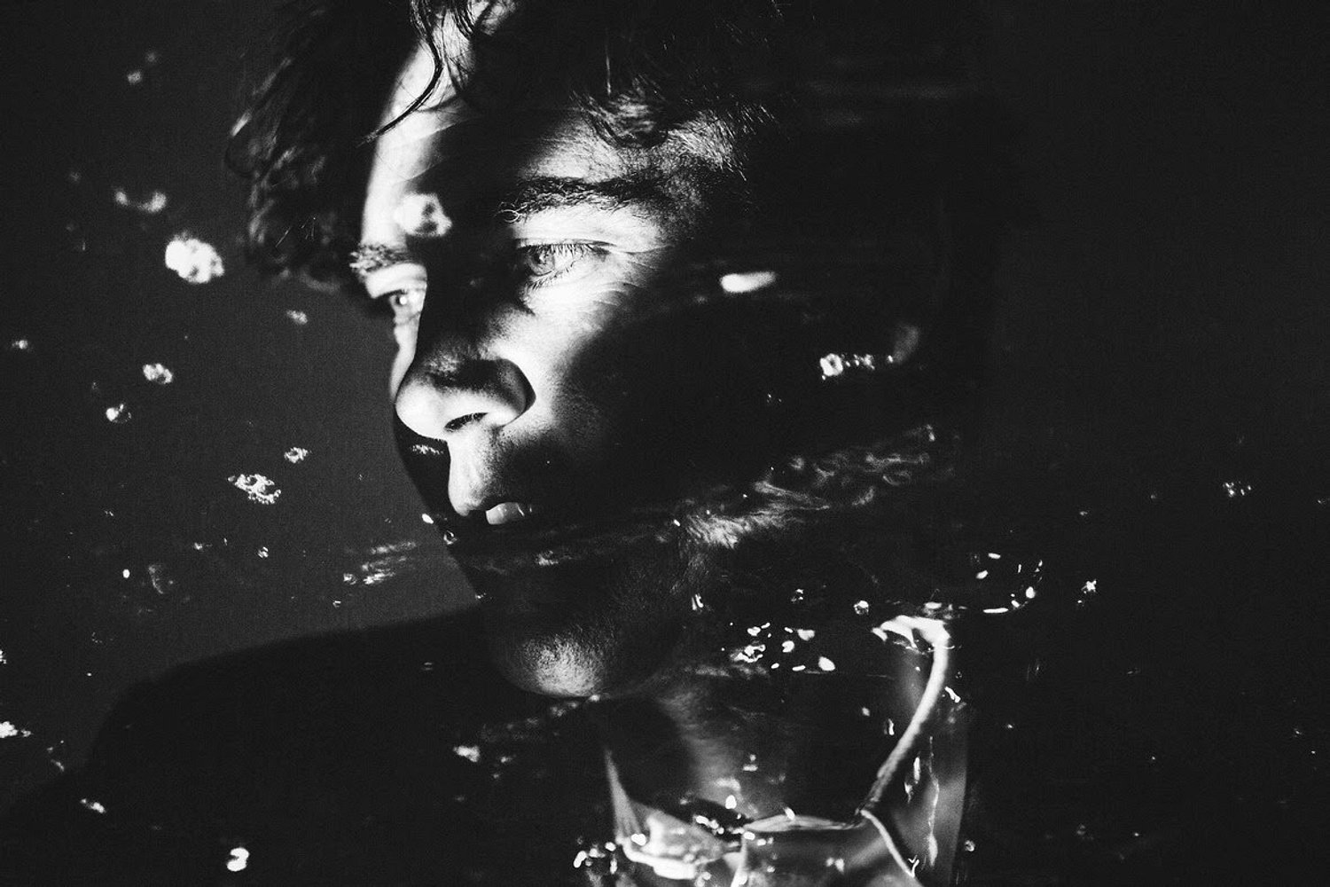 Cass McCombs shares ‘Sidewalk Bop After Suicide’ video