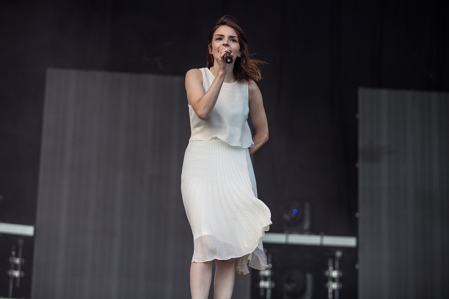 Chvrches give storming set at Glastonbury 2016