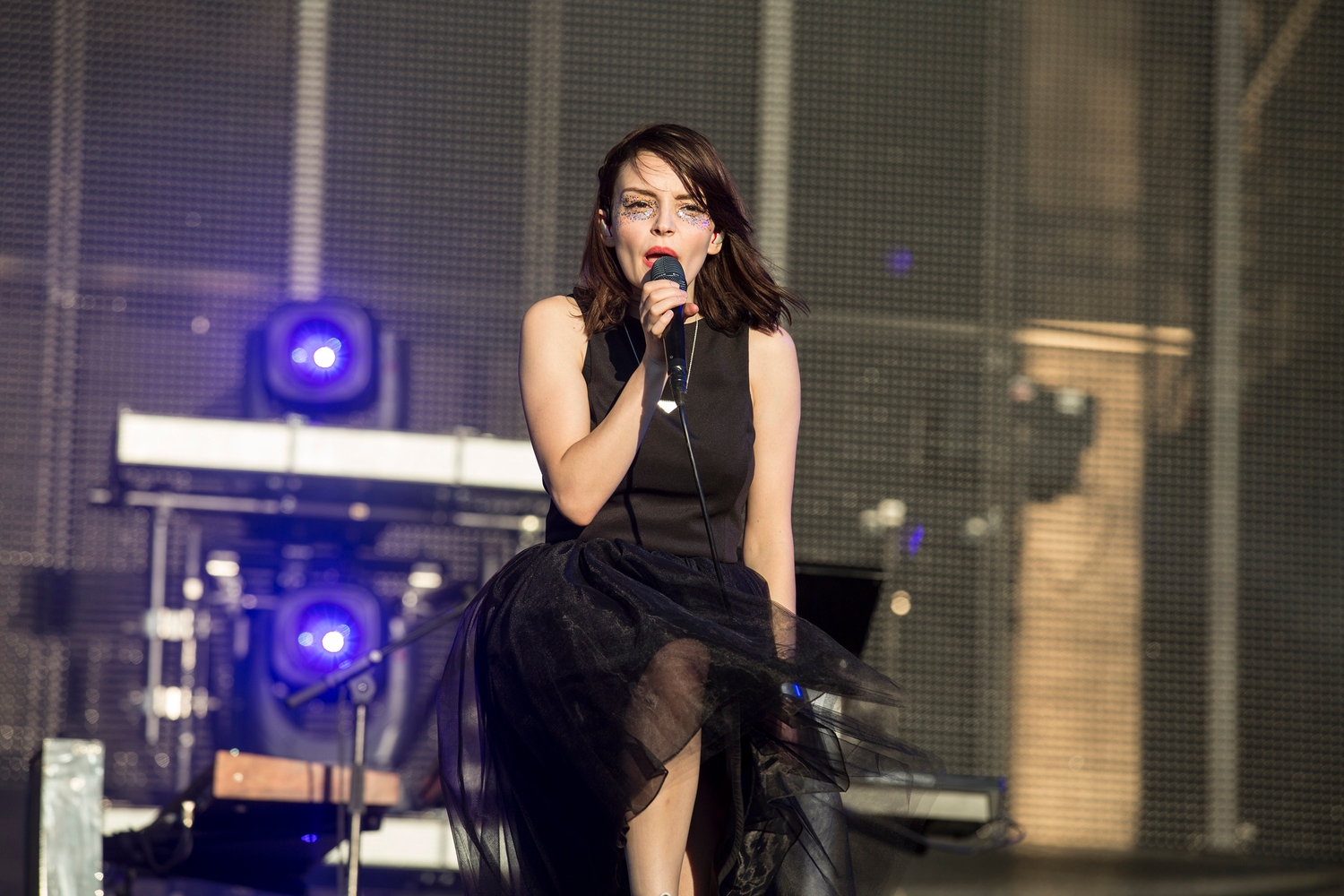 "RIP Harambe" - Chvrches offer thumping Reading 2016 set
