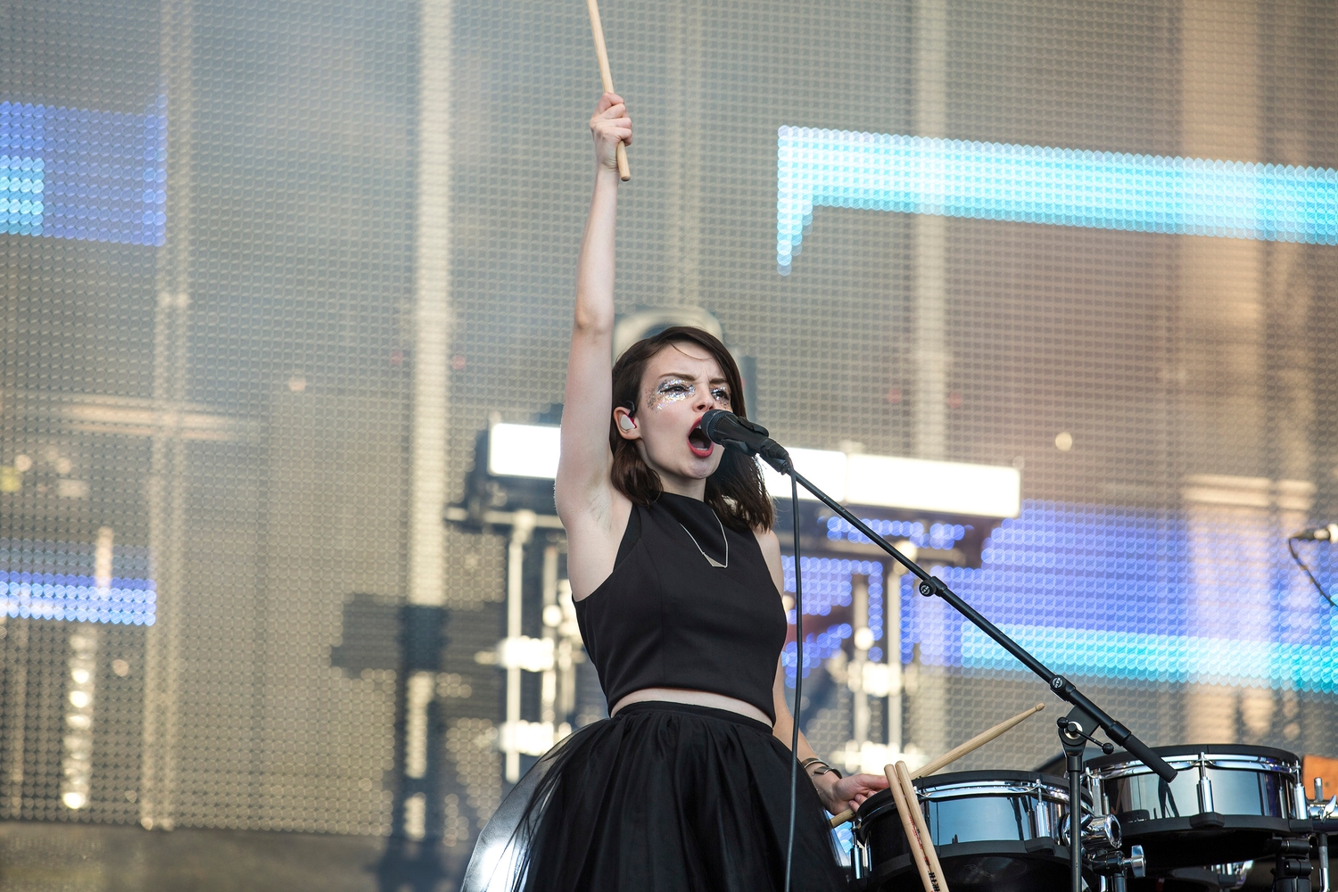 "RIP Harambe" - Chvrches offer thumping Reading 2016 set