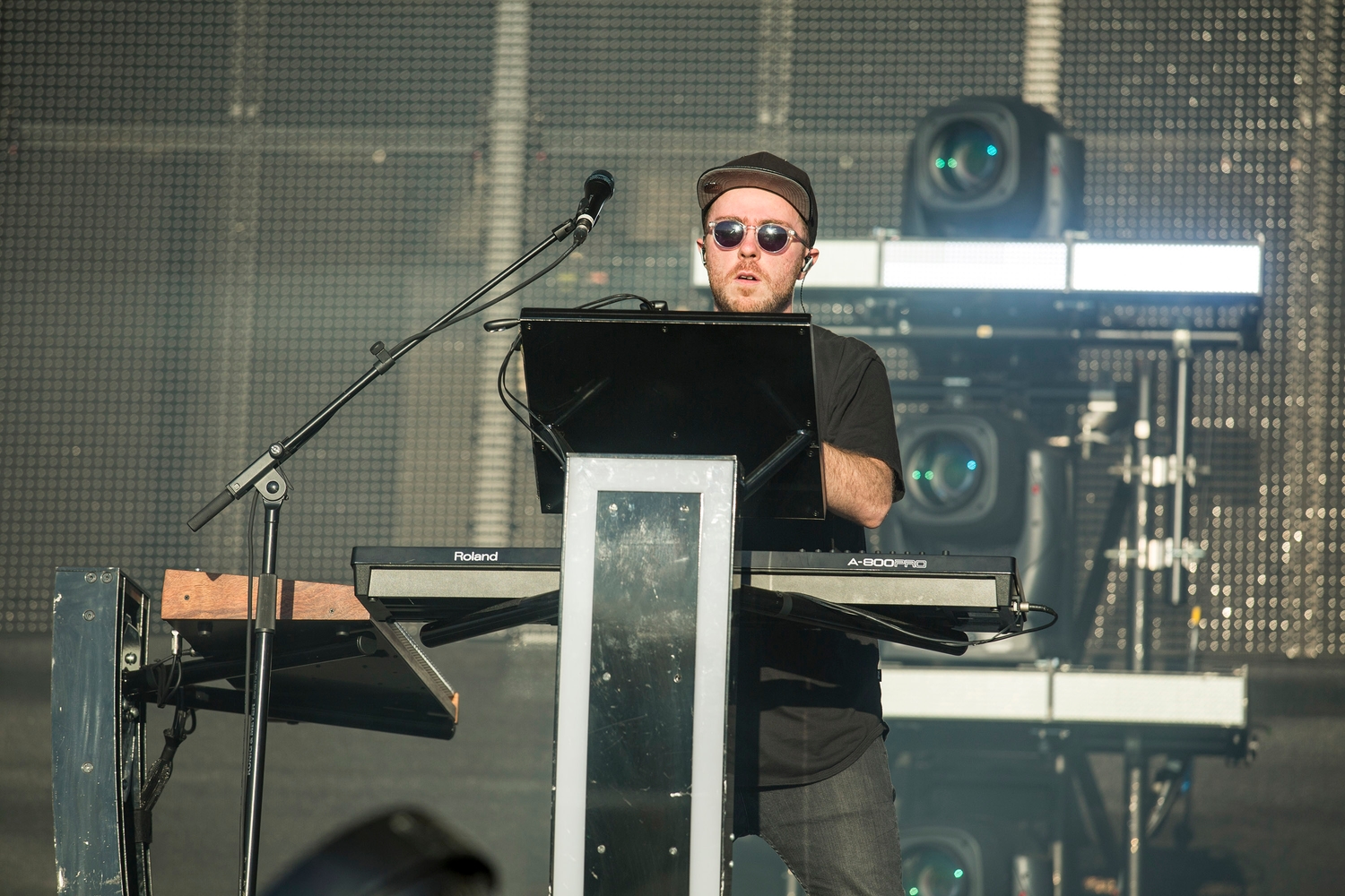 "RIP Harambe" - Chvrches offer thumping Reading 2016 set