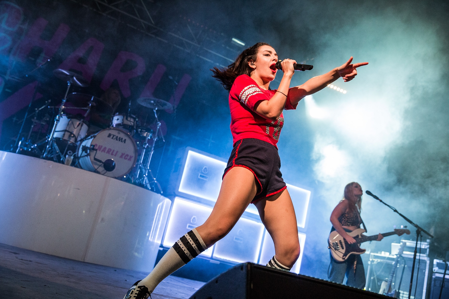 Charli XCX breaks the rules at Reading 2015