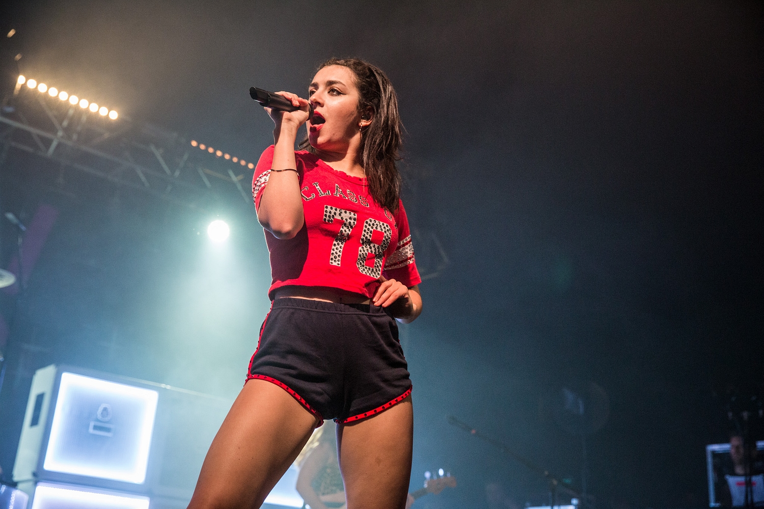 Charli XCX breaks the rules at Reading 2015