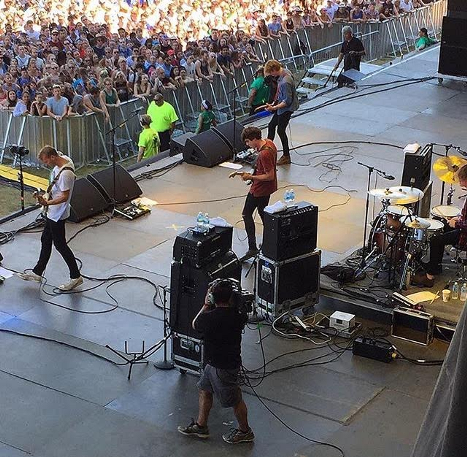 Deep pan pizzas and watching Tame Impala - Circa Waves’ Lollapalooza 2015 tour diary