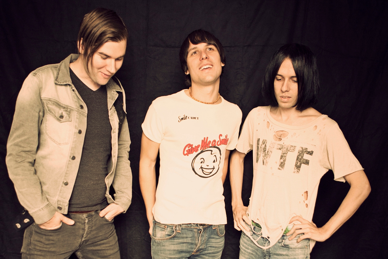 The Cribs preview new album with ‘Different Angle’ track
