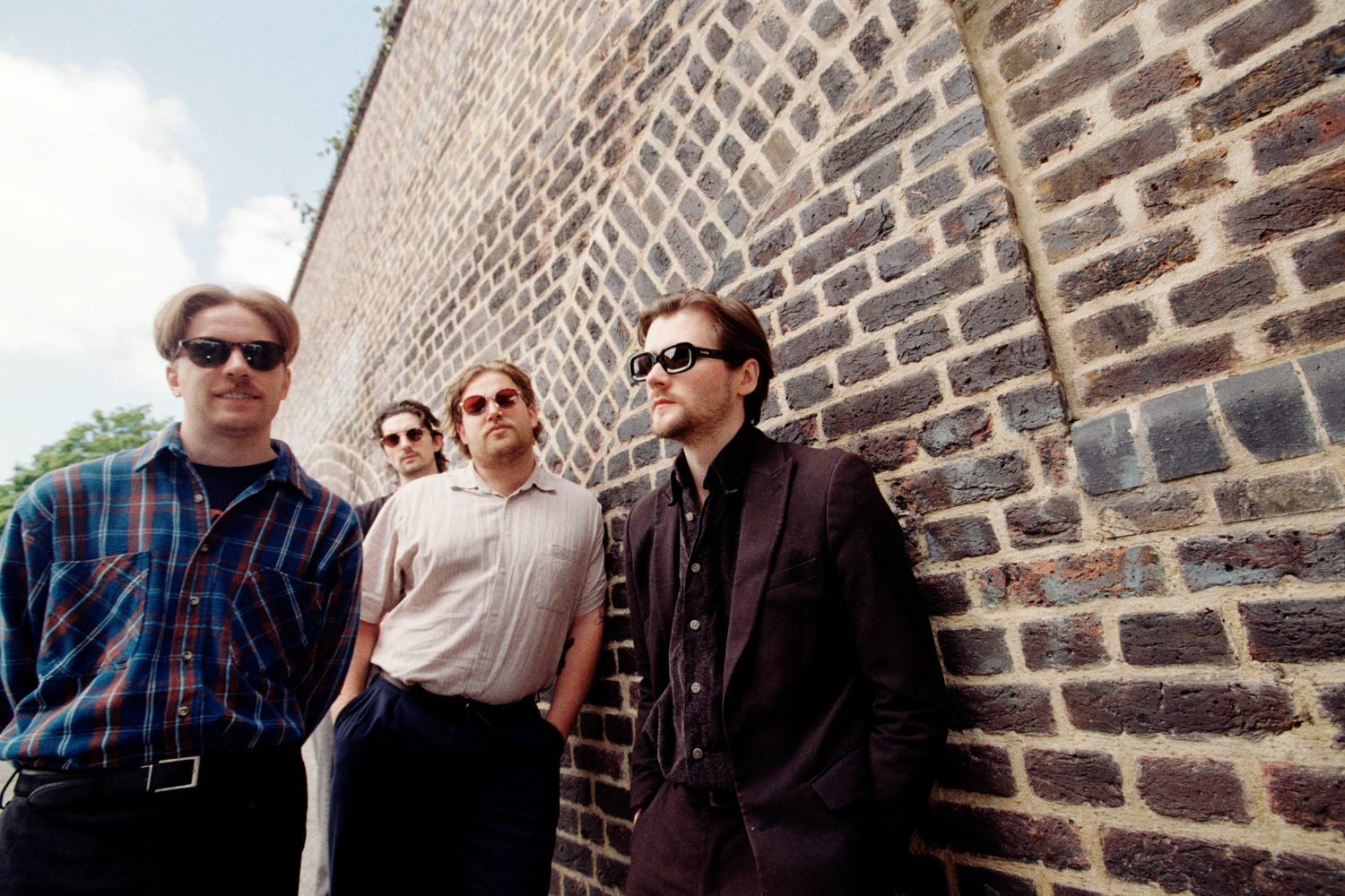 Do Nothing talk debut album 'Snake Sideways'