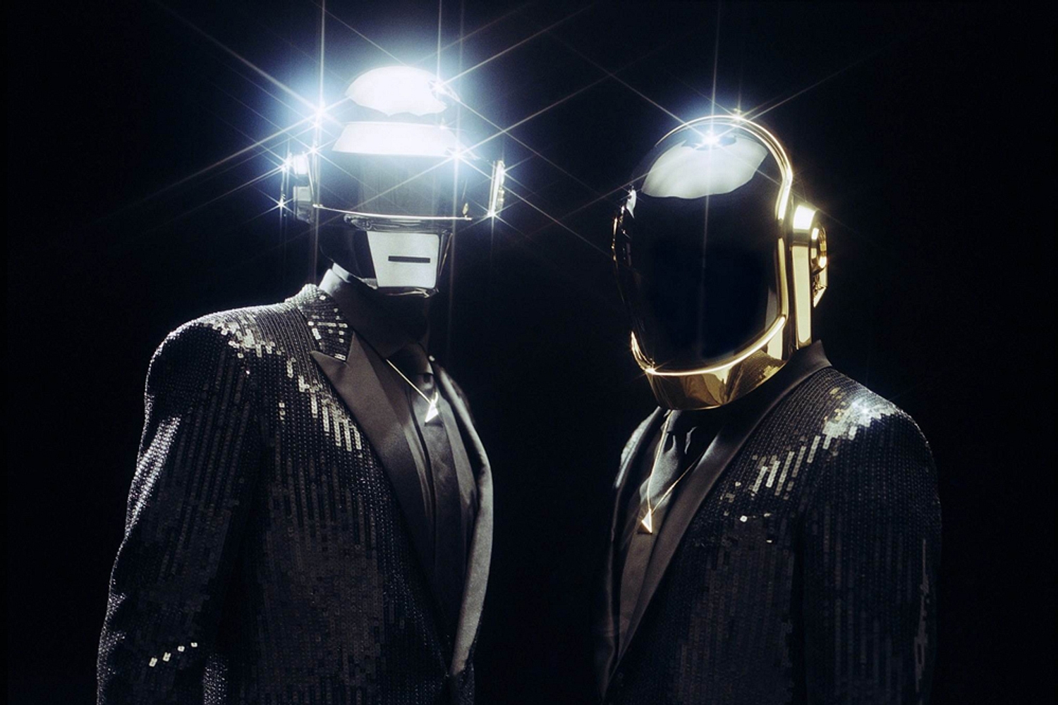 Watch Daft Punk making their live return at Grammys 2017 with The Weeknd