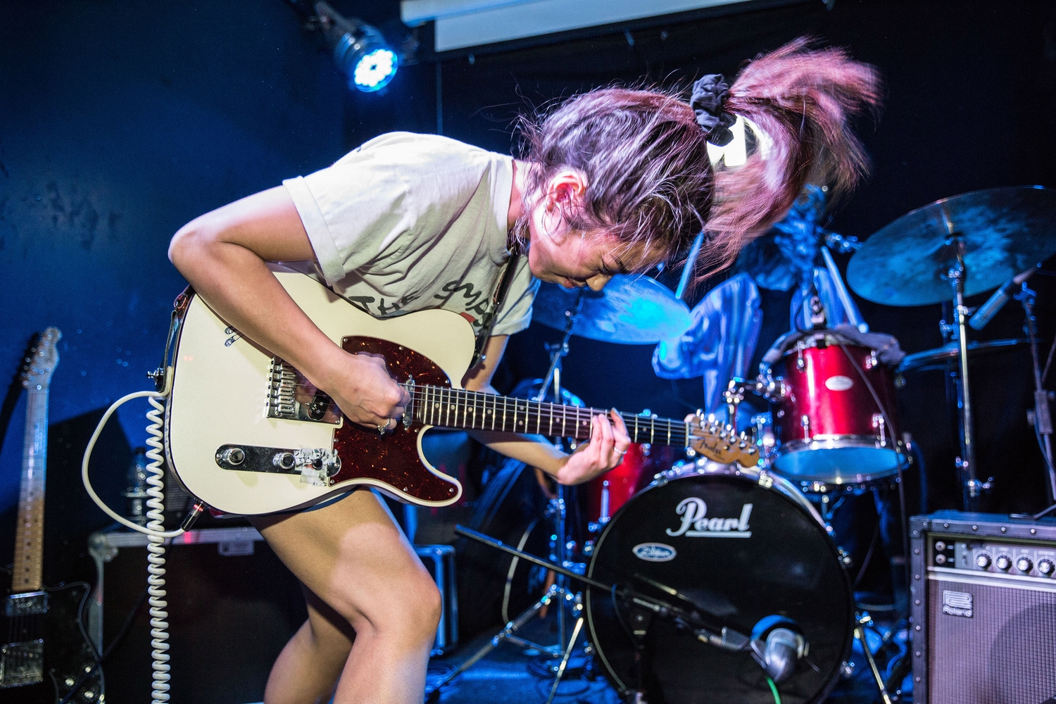 Dream Wife incite chaos as they kick off the Hello 2017 tour in London