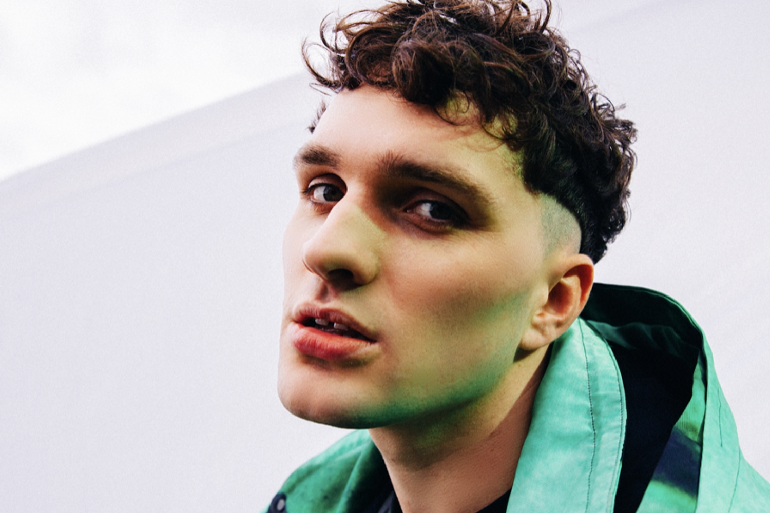 Dan D’Lion releases new track ‘Apple Juice’