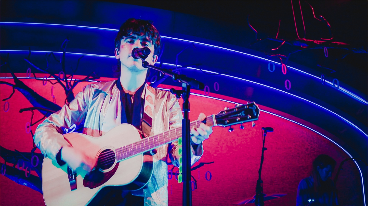 Declan McKenna, Lafayette, London