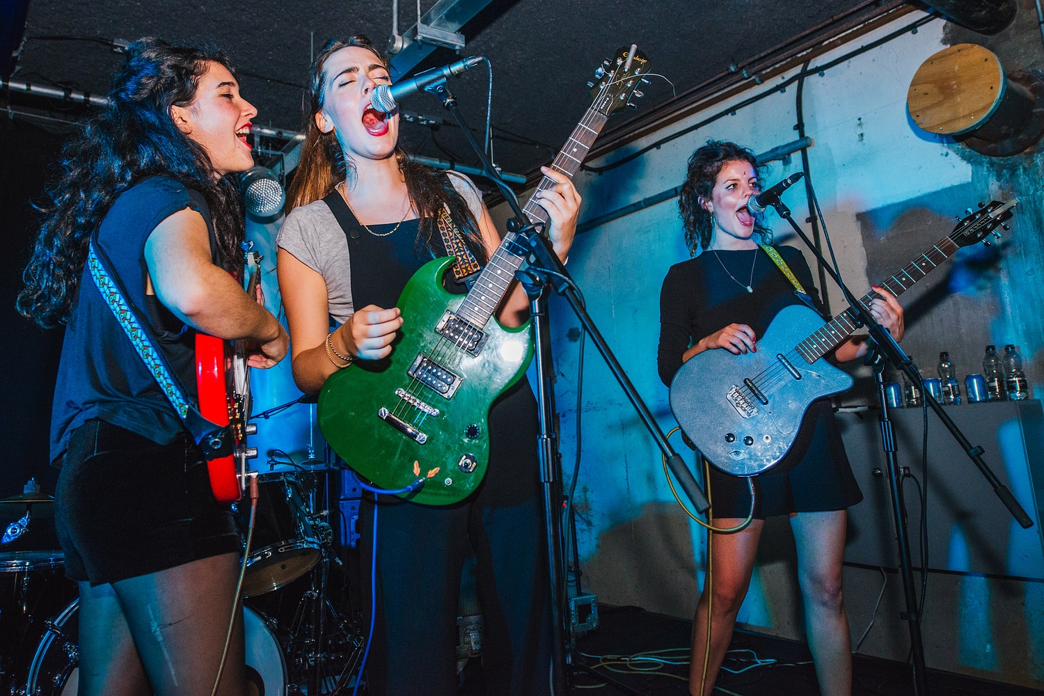 Stream Hinds’ set at Visions Festival 2015