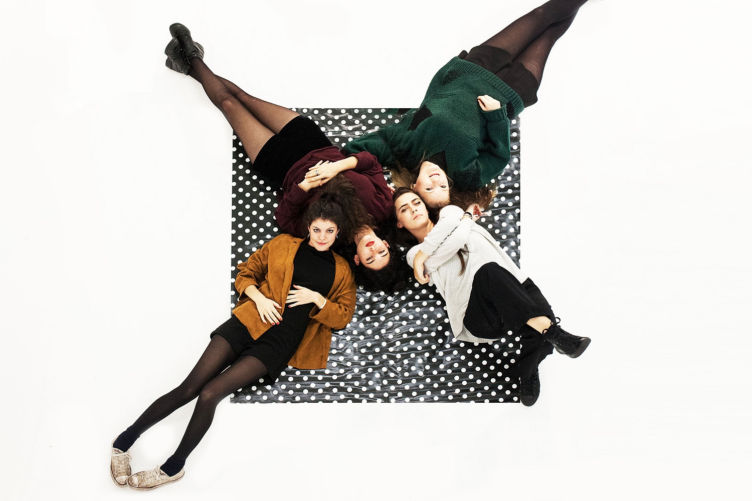 "This is to show the world what we have": Hinds talk debut album 'Leave Me Alone'