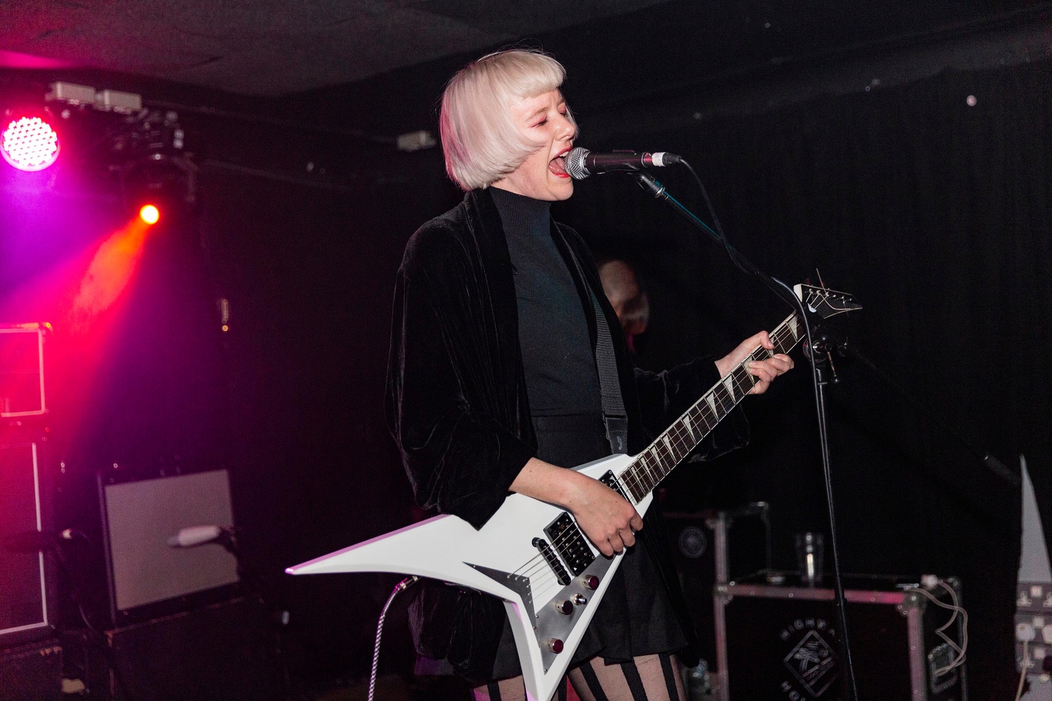 Dilly Dally, Sebright Arms, London