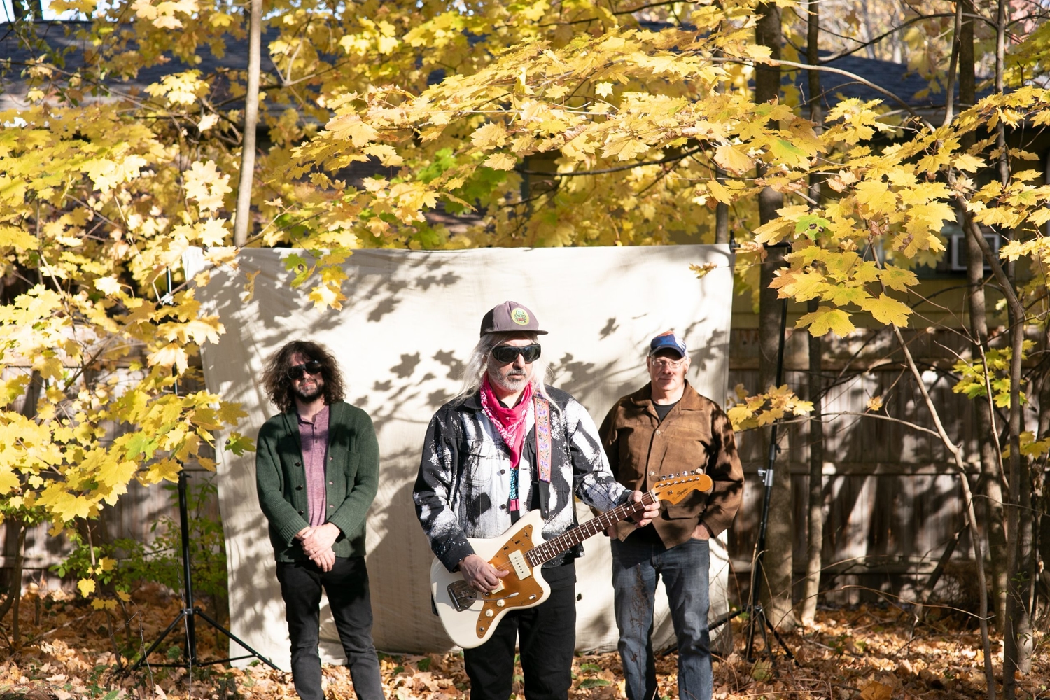 Dinosaur Jr to tour to celebrate 30 years of ‘Where You Been’