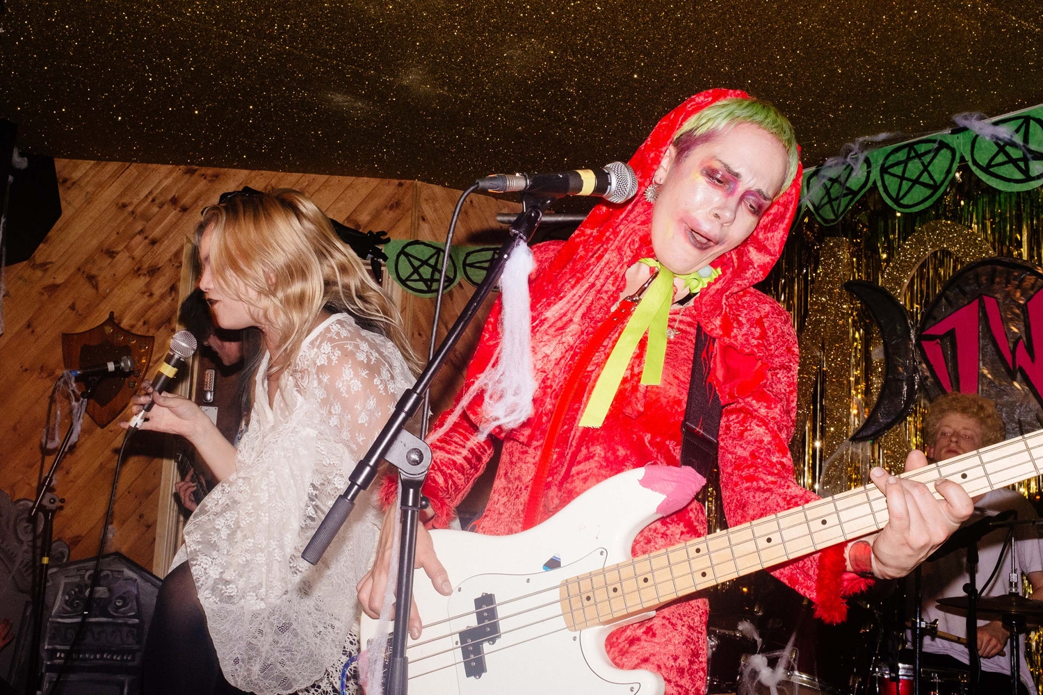 Dream Wife, Moth Club, London