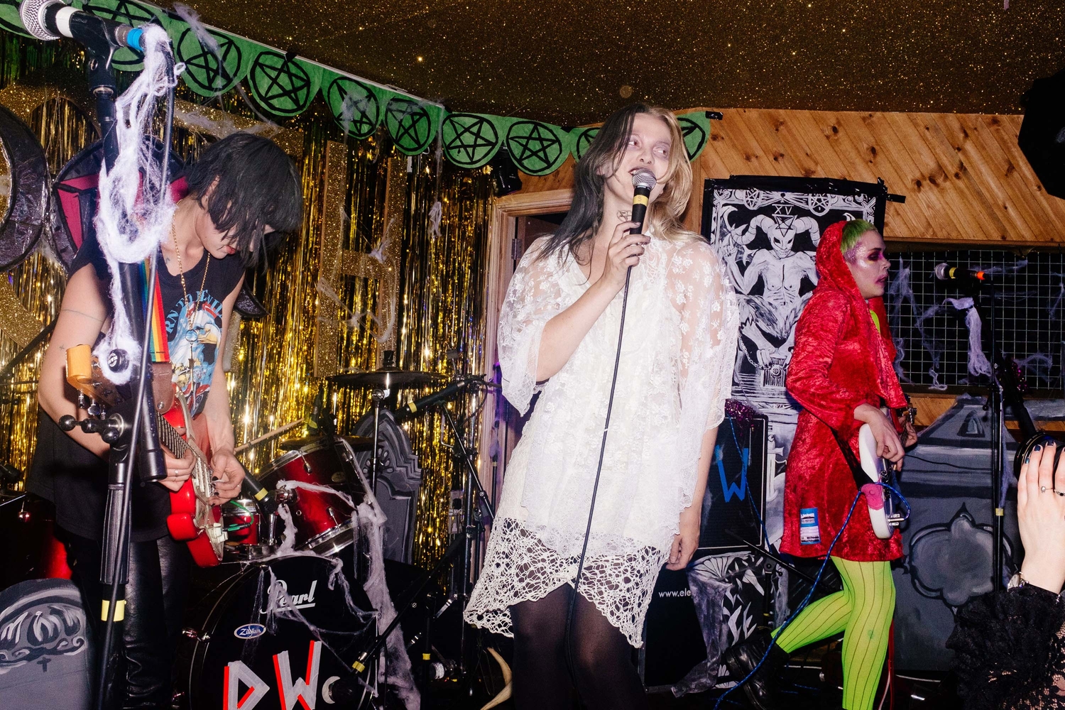 Dream Wife, Moth Club, London