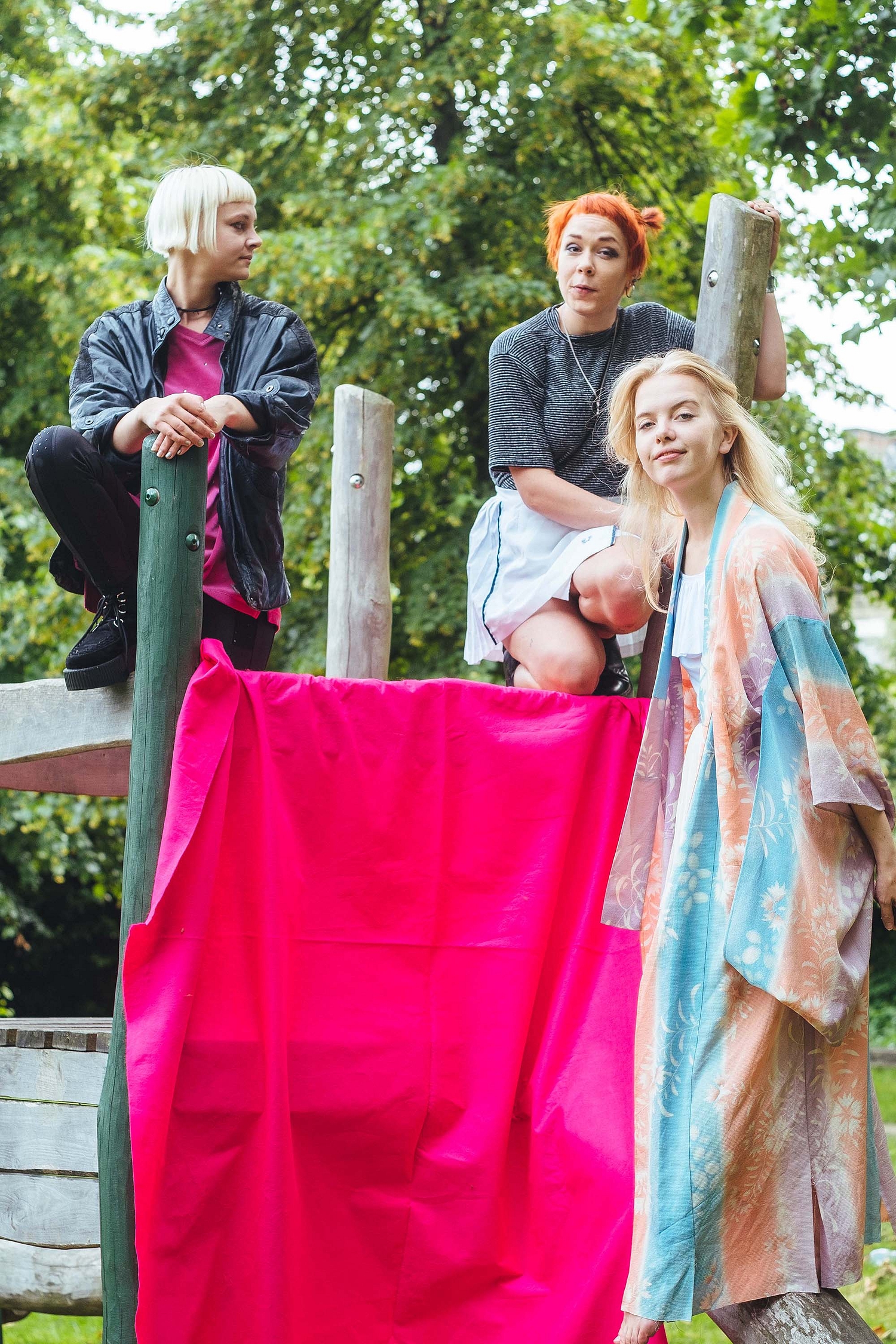 Time-travelling Dolly Parton meets glitter-punk: get to know Dream Wife