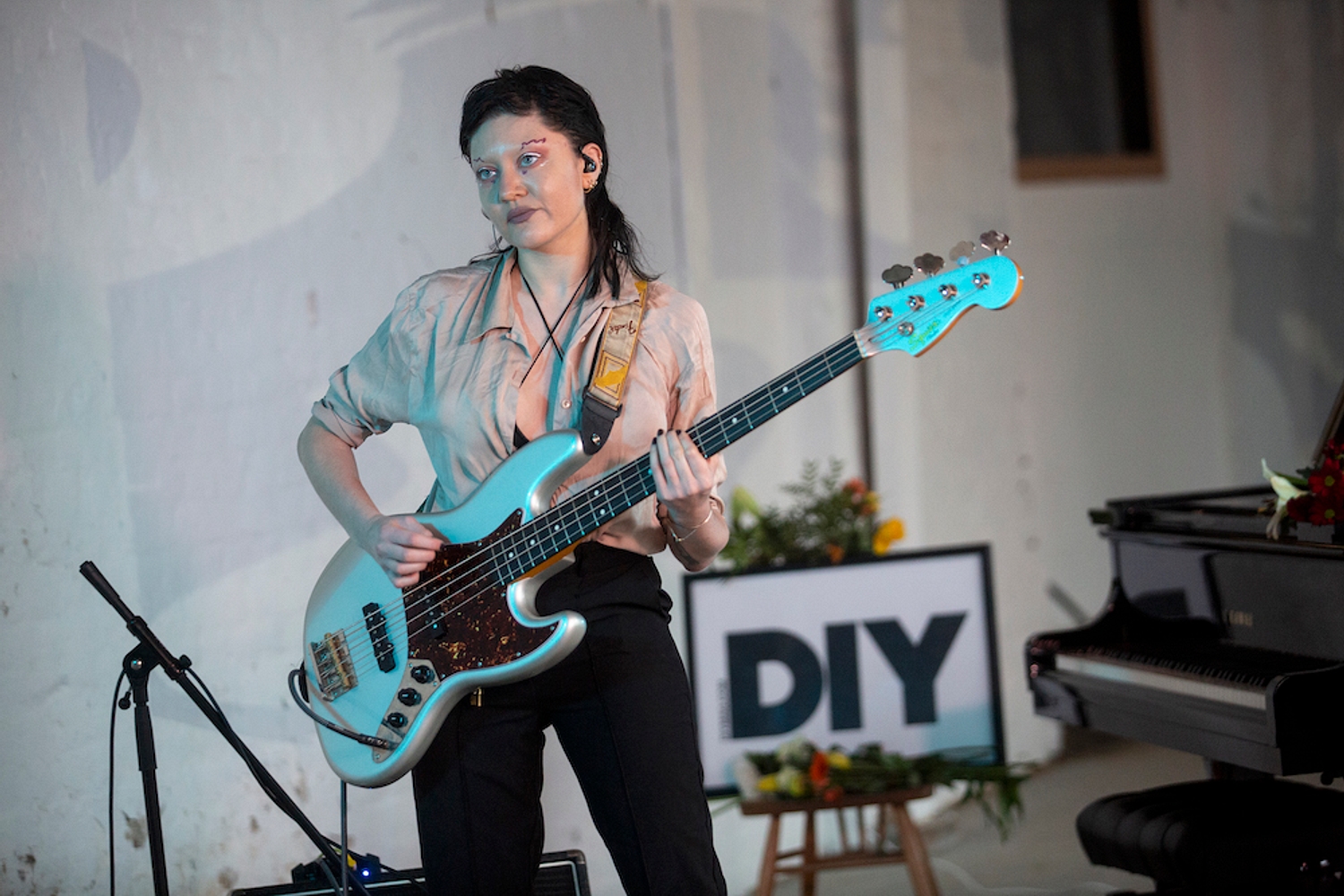 Rewatch our Hello 2021 show with Sinead O'Brien, Yard Act and deep tan!