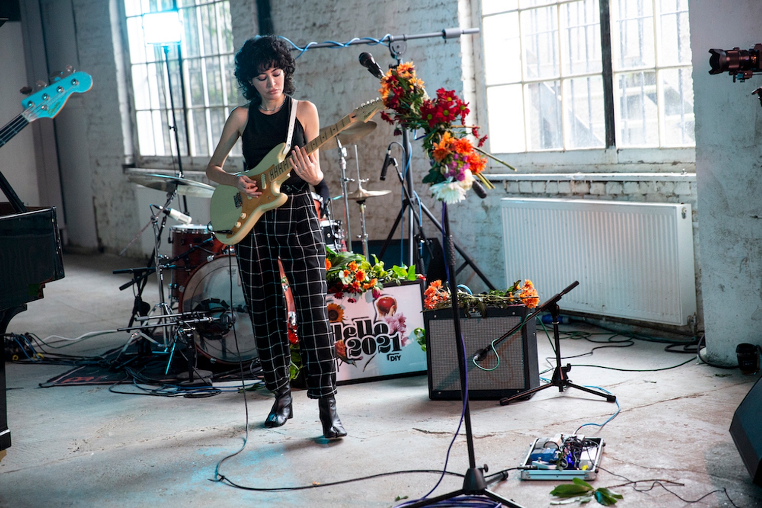 Rewatch our Hello 2021 show with Sinead O'Brien, Yard Act and deep tan!