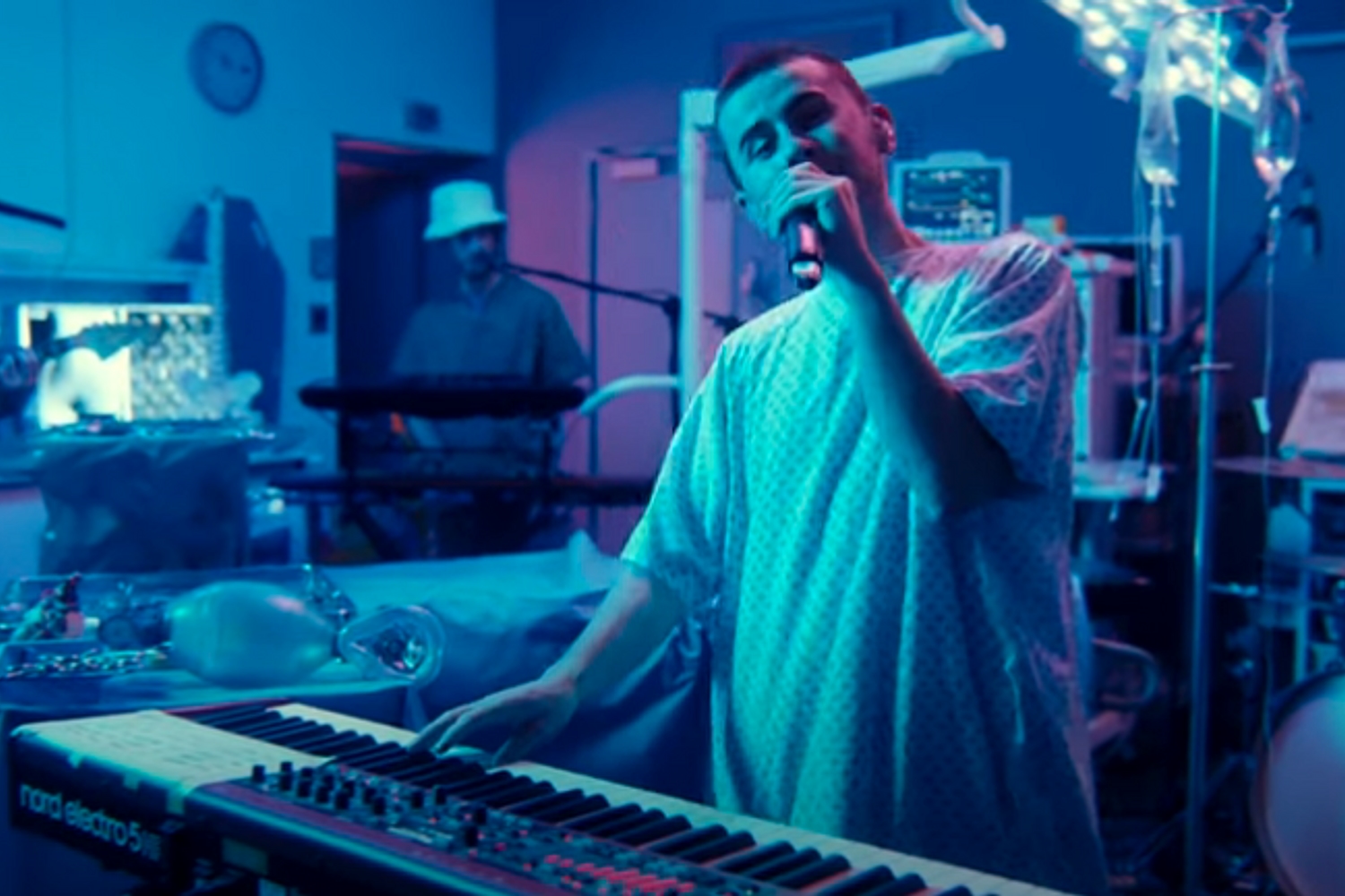Easy Life release live performance of ‘Nightmares’