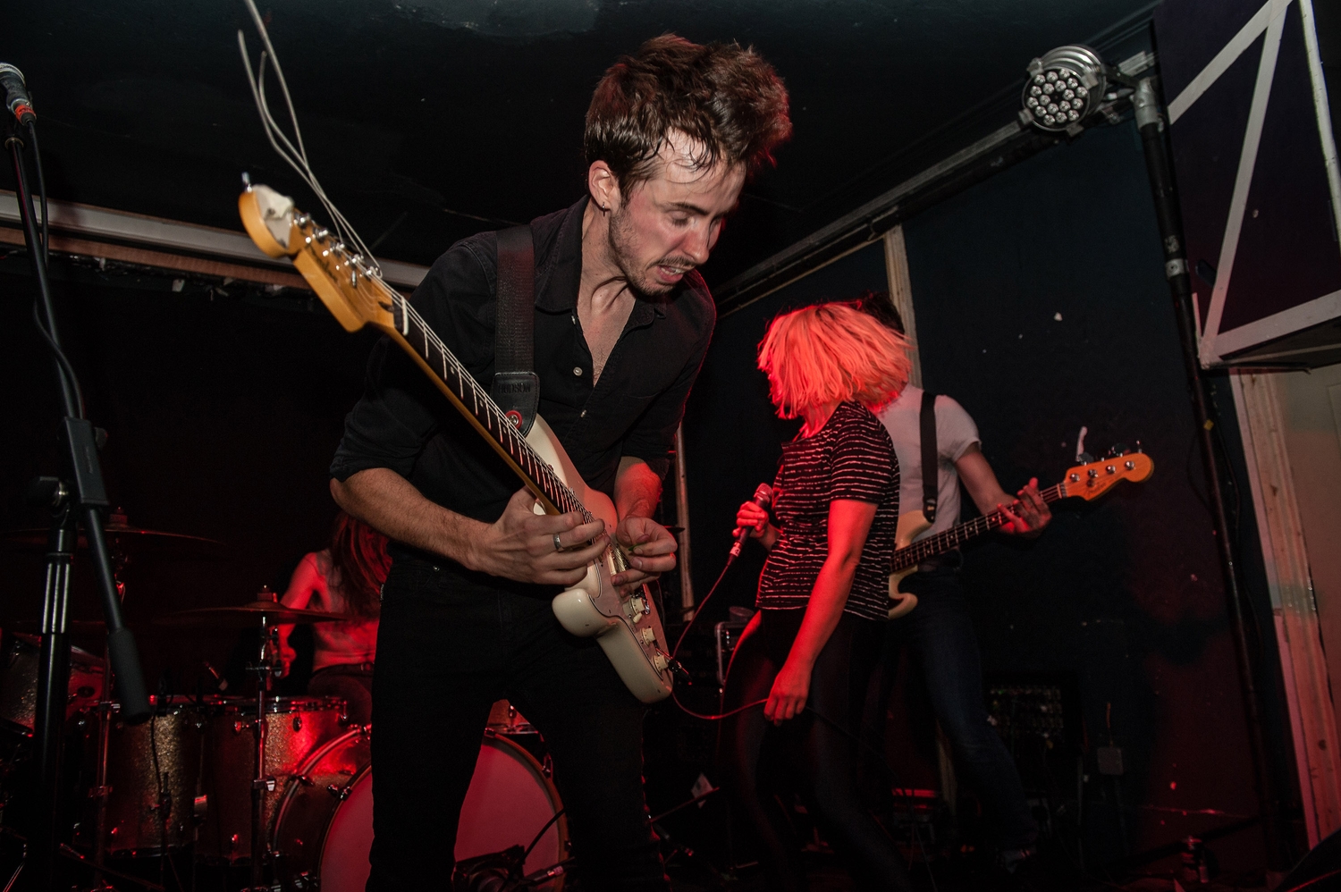 Estrons, The Old Blue Last, London
