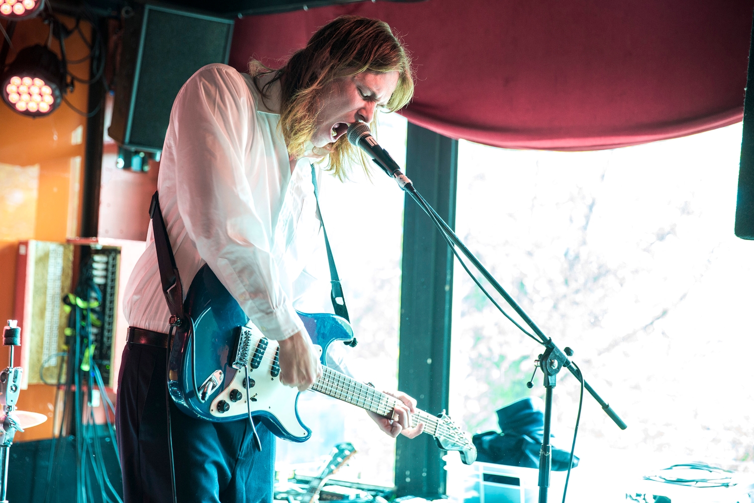 Izzy Bizu, Shame and Jamie Isaac play daytime sets at DIY in the Sky