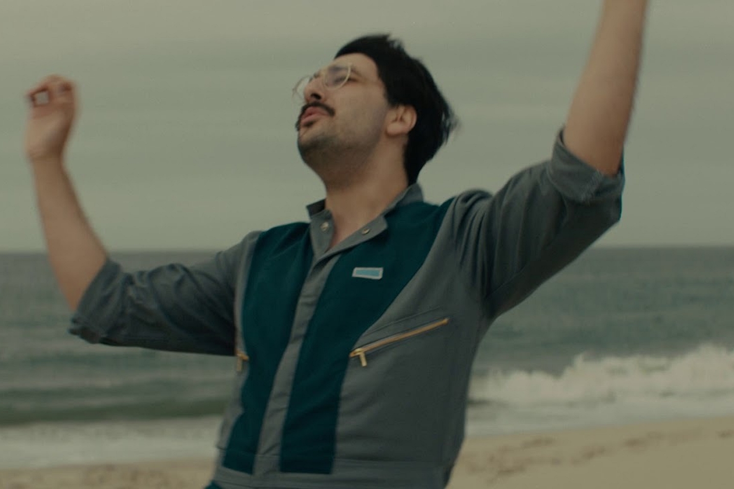 Foxing share intense ‘Heartbeats’ video