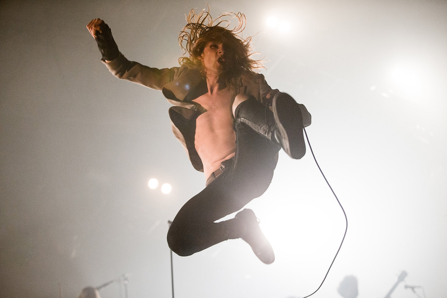 Watch Foxygen's brilliantly lavish 'Follow The Leader' performance on Conan
